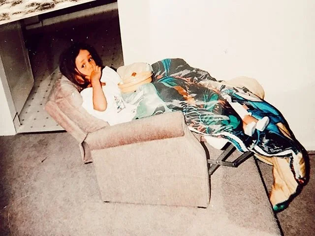 ✨Social Distancing✨
I was 👏🏼born 👏🏼for 👏🏼this! But I&rsquo;ll tell you what isn&rsquo;t cool. Not being able to see my humans. Not being able to take clients. I miss my people and I want everyone to be safe. Try Coloring, do yard work, take a n