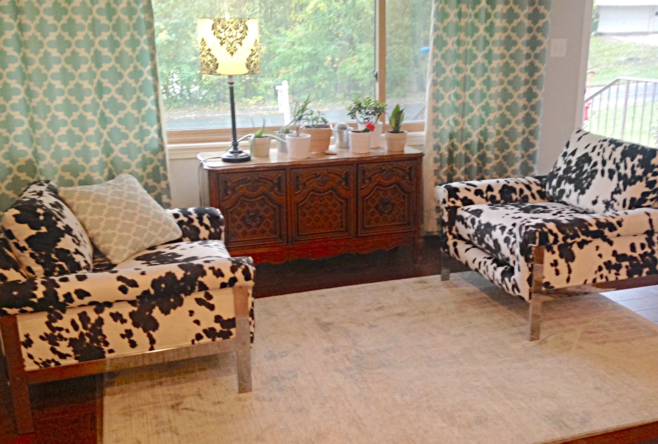 A pair of mid modern chairs with a bold new look.
