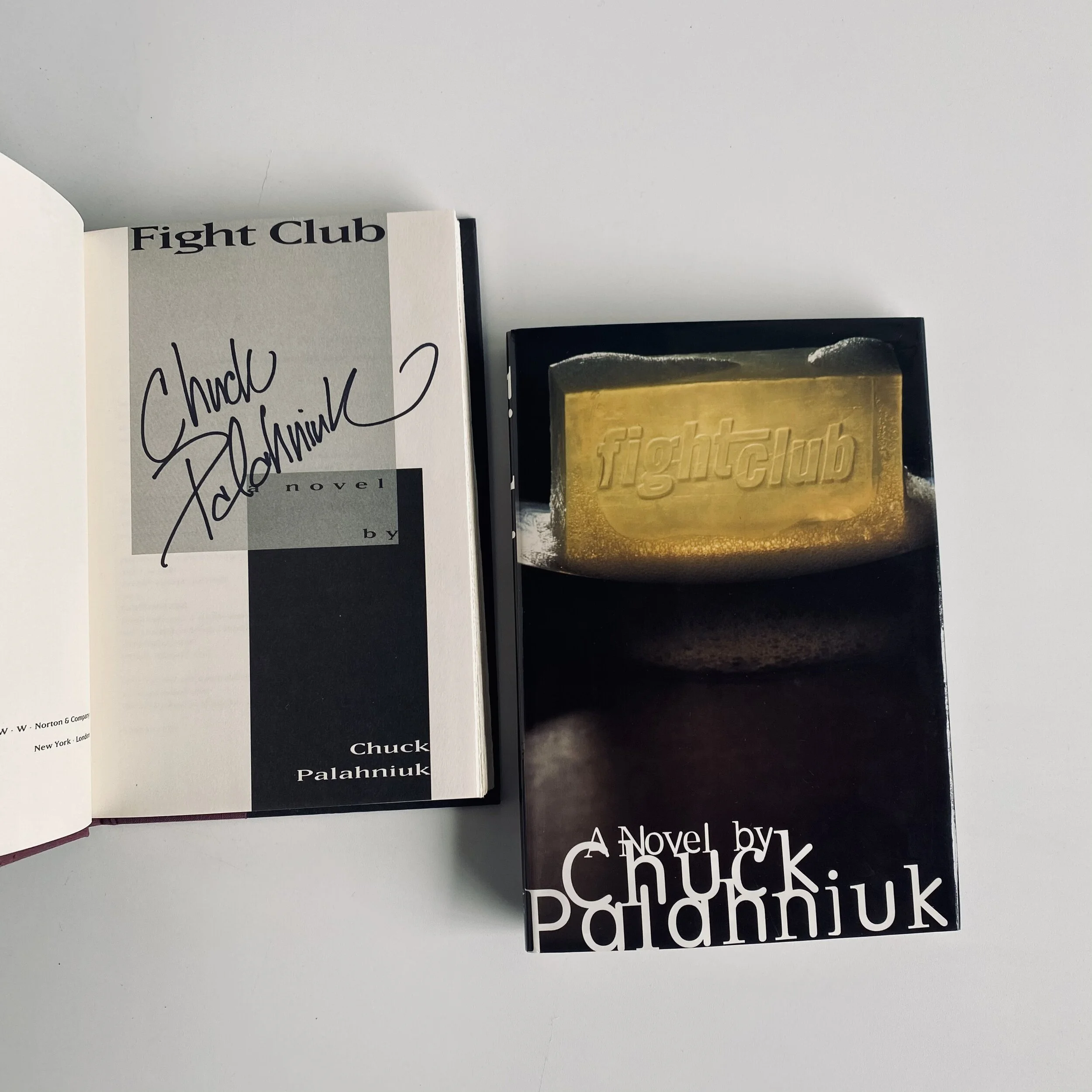 Fight Club by Chuck Palahniuk *SIGNED*