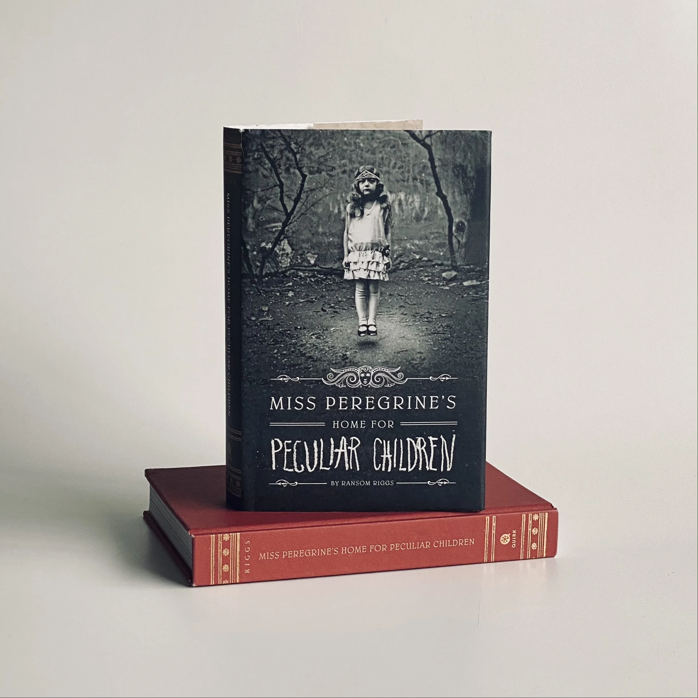 Miss Peregrine’s Home For Peculiar Children by Ransom Riggs