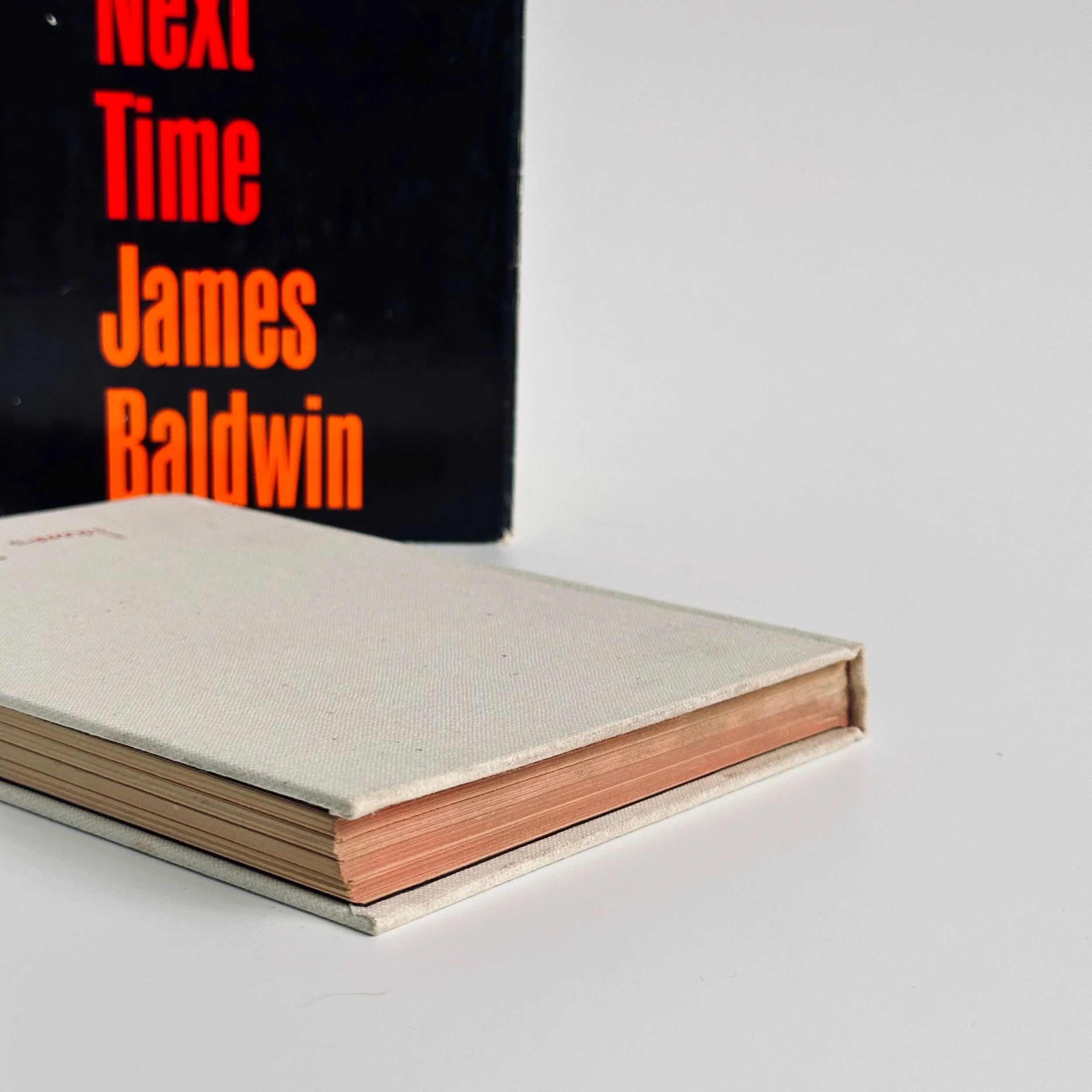 2F7A4976-1A02-4B28-875F-A69BA4F90496