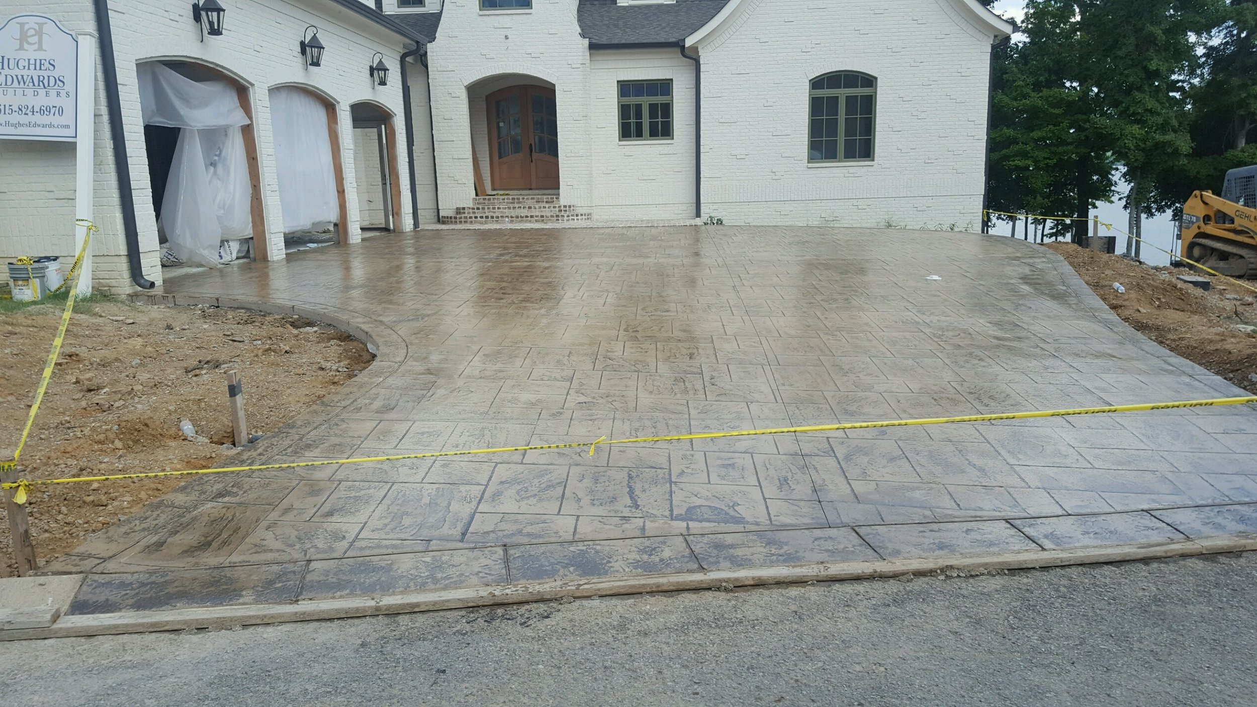driveway.jpg