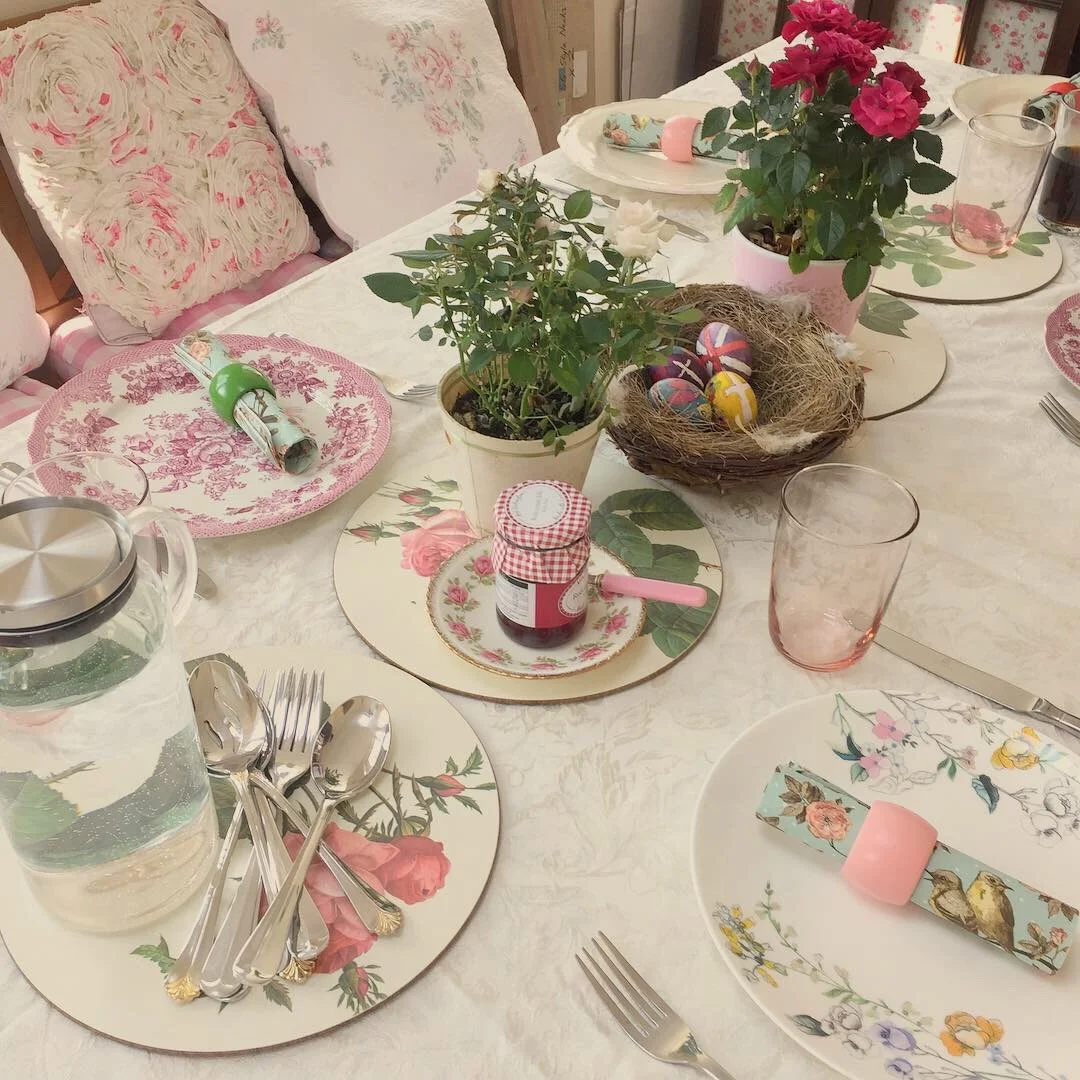 Easter table - Jane Hinchliffe.jpg