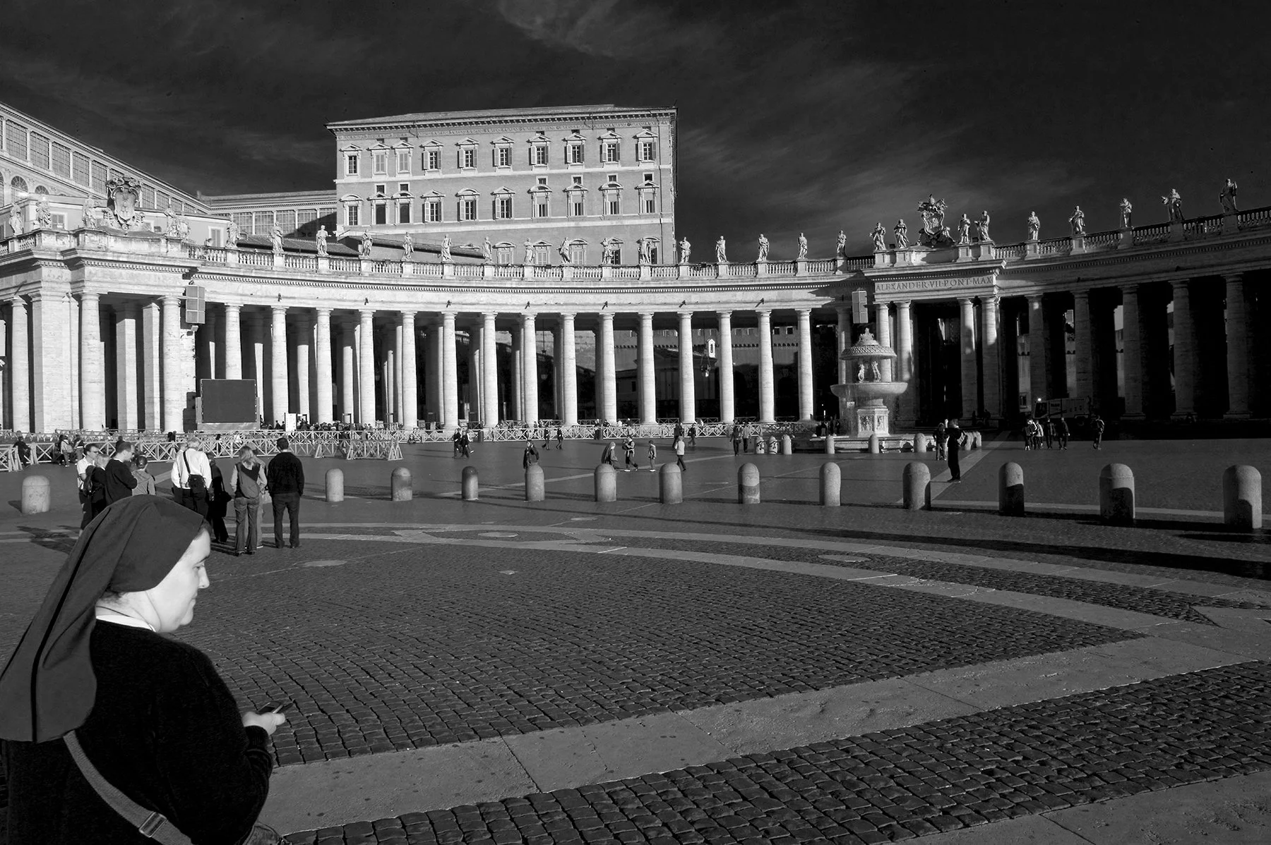 Rome St Peters S2335.jpg