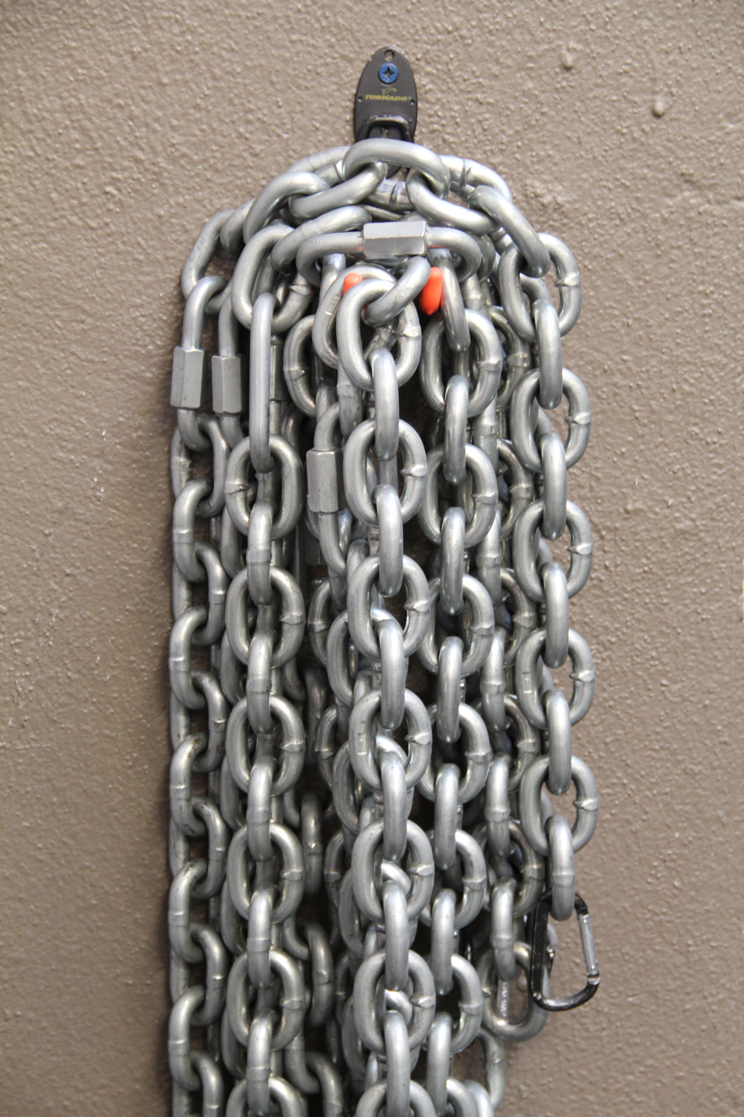 Chains_Color.jpg