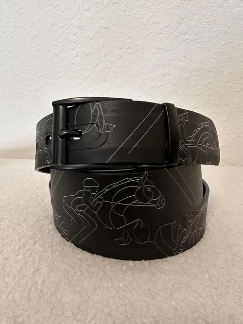 Equestrian C4 Belts — horse on the loo s e display picture 3