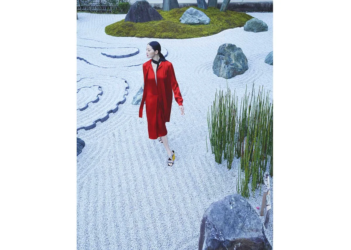 © Akinori Ito