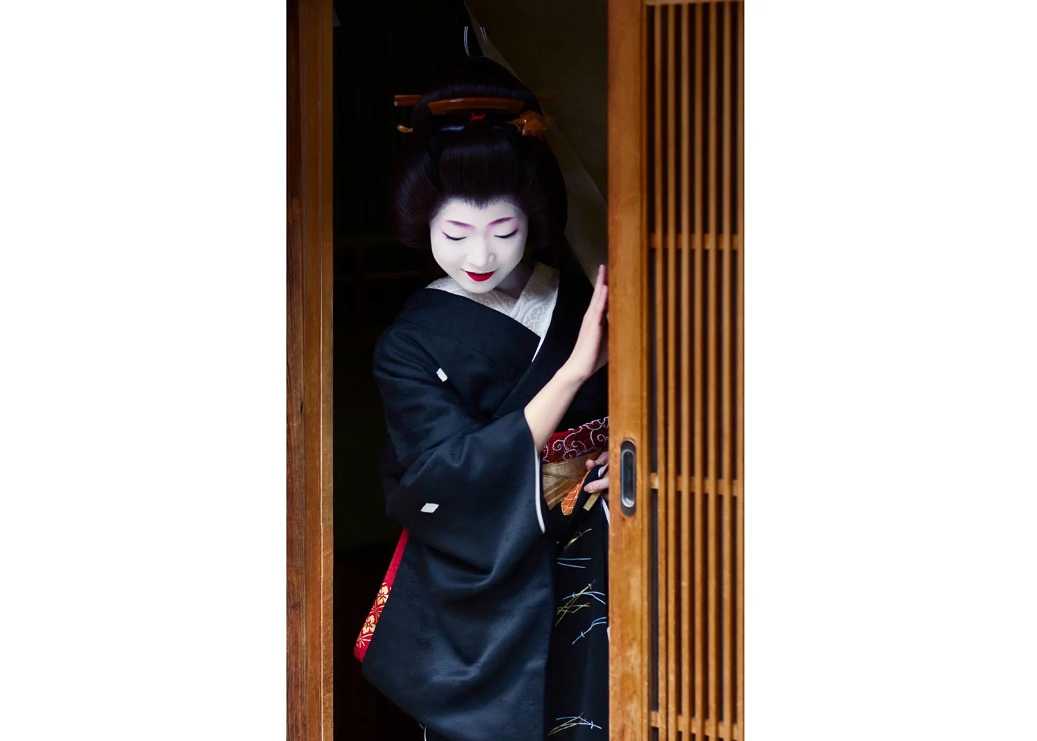 Geisha in Focus: Unveiling Kyoto’s Best-Kept Secrets