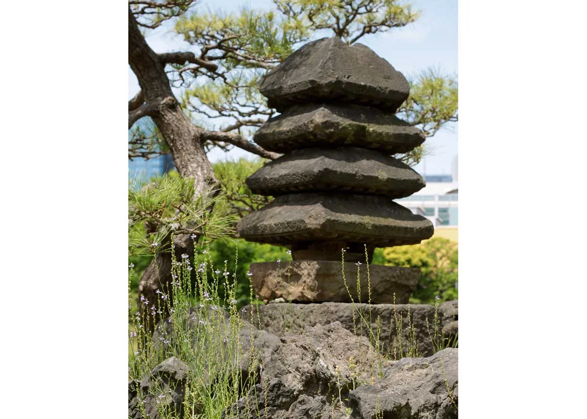 © Anika Ogusu, Real Japanese Gardens, Pagoda