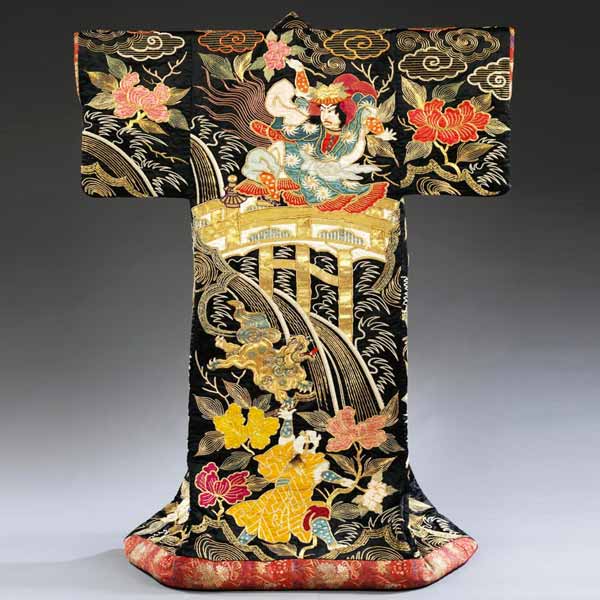 10 Traditional Japanese Arts & Crafts