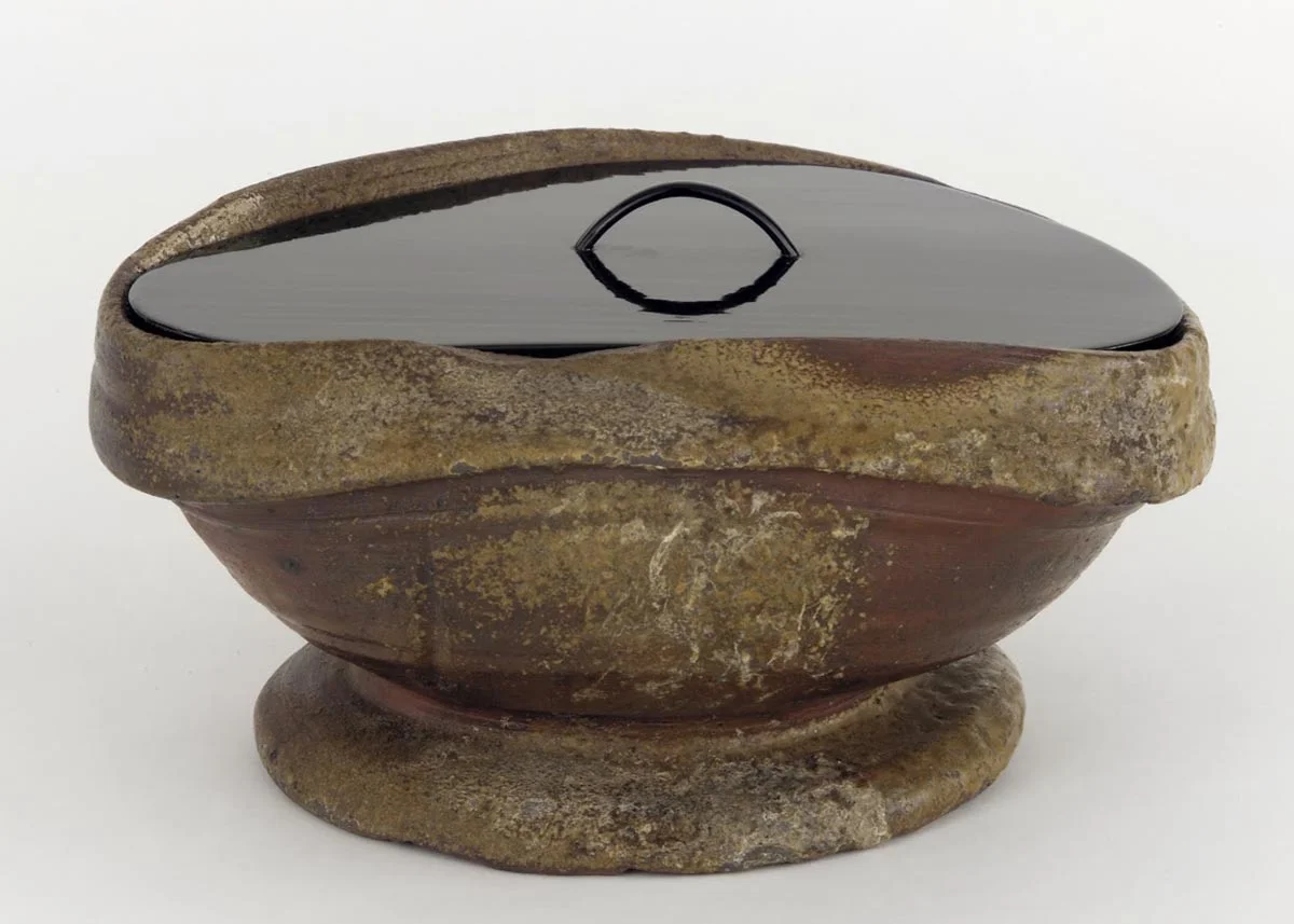Bizen-ware Freshwater Jar, 1600