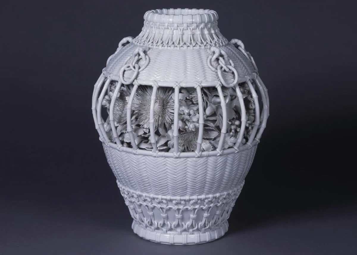 © The Museum of Ceramic Art , Hyogo, Izushi-ware Basket-shaped Porcelain