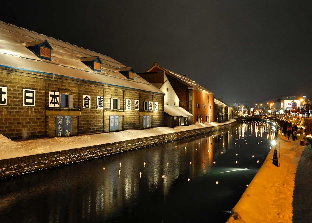 © David McKelvey / Creative Commons , Otaru Snow Light Path Festival