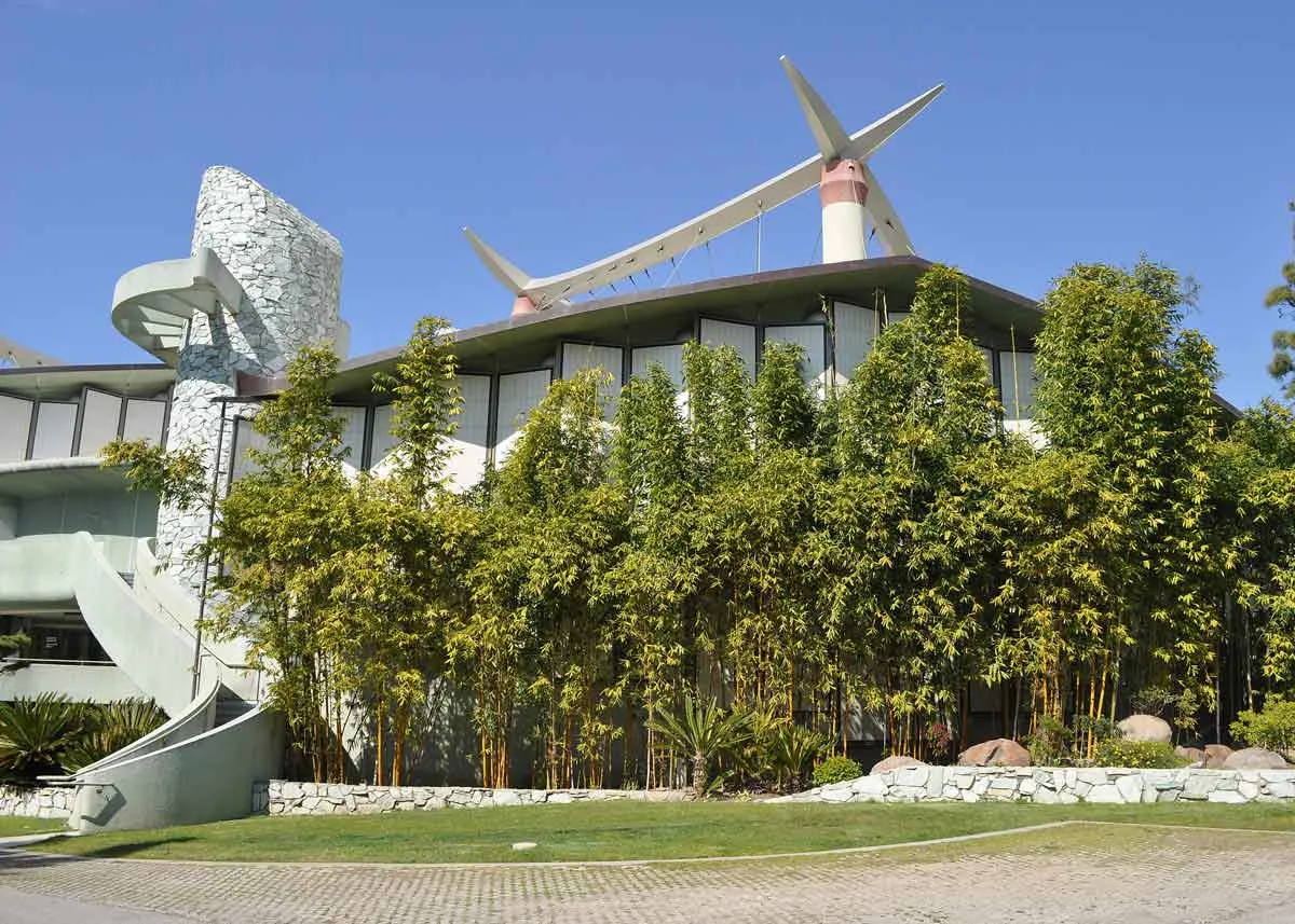 © Joe Mabel / Creative Commons , LACMA Pavilion for Japanese Art