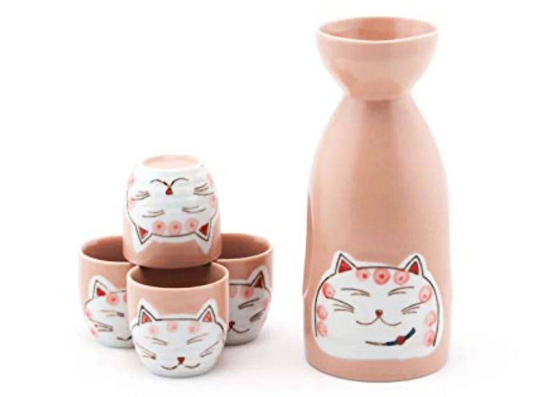 Conjunto de saquê de gato rosa