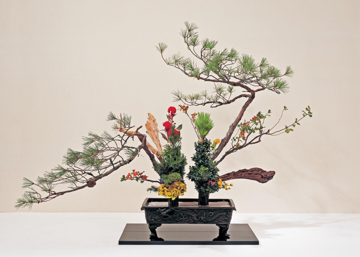 Ikebana: All You Need to Know About Japanese Flower Art