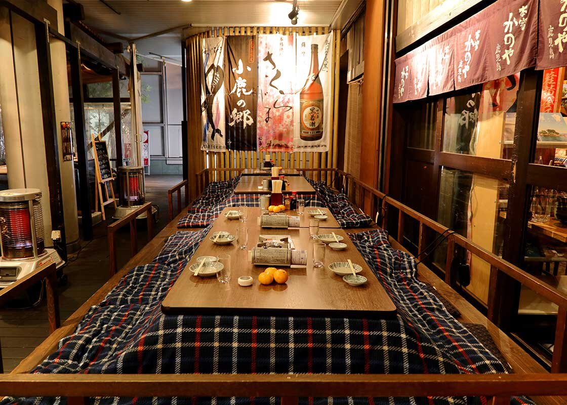 What is a Kotatsu? Choosing the Best Japanese Heated Table