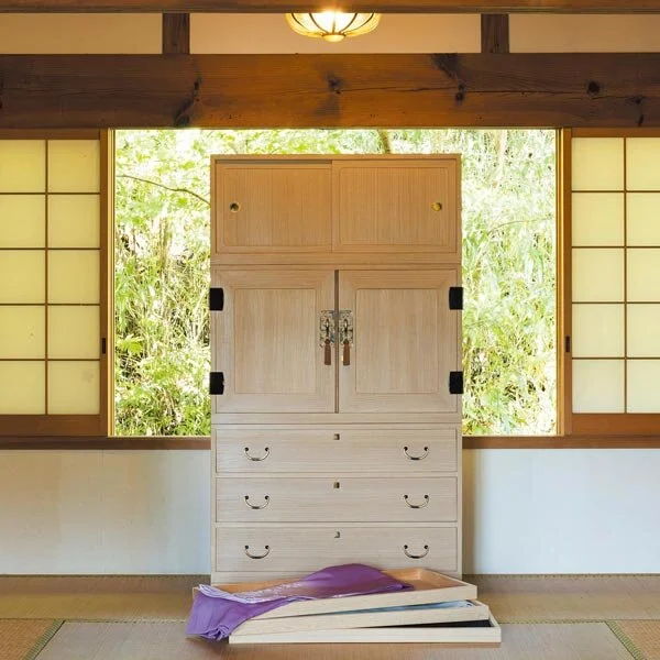6 Things to Know About Japanese Tansu Chests