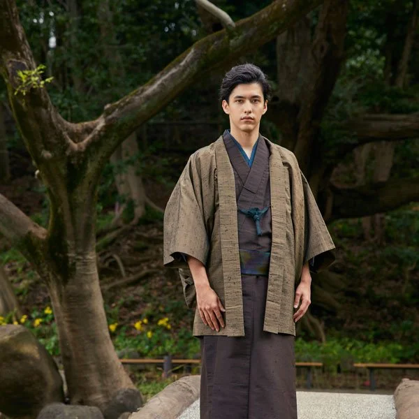 Kimono Fabric: 9 Things to Know About Japanese Silk