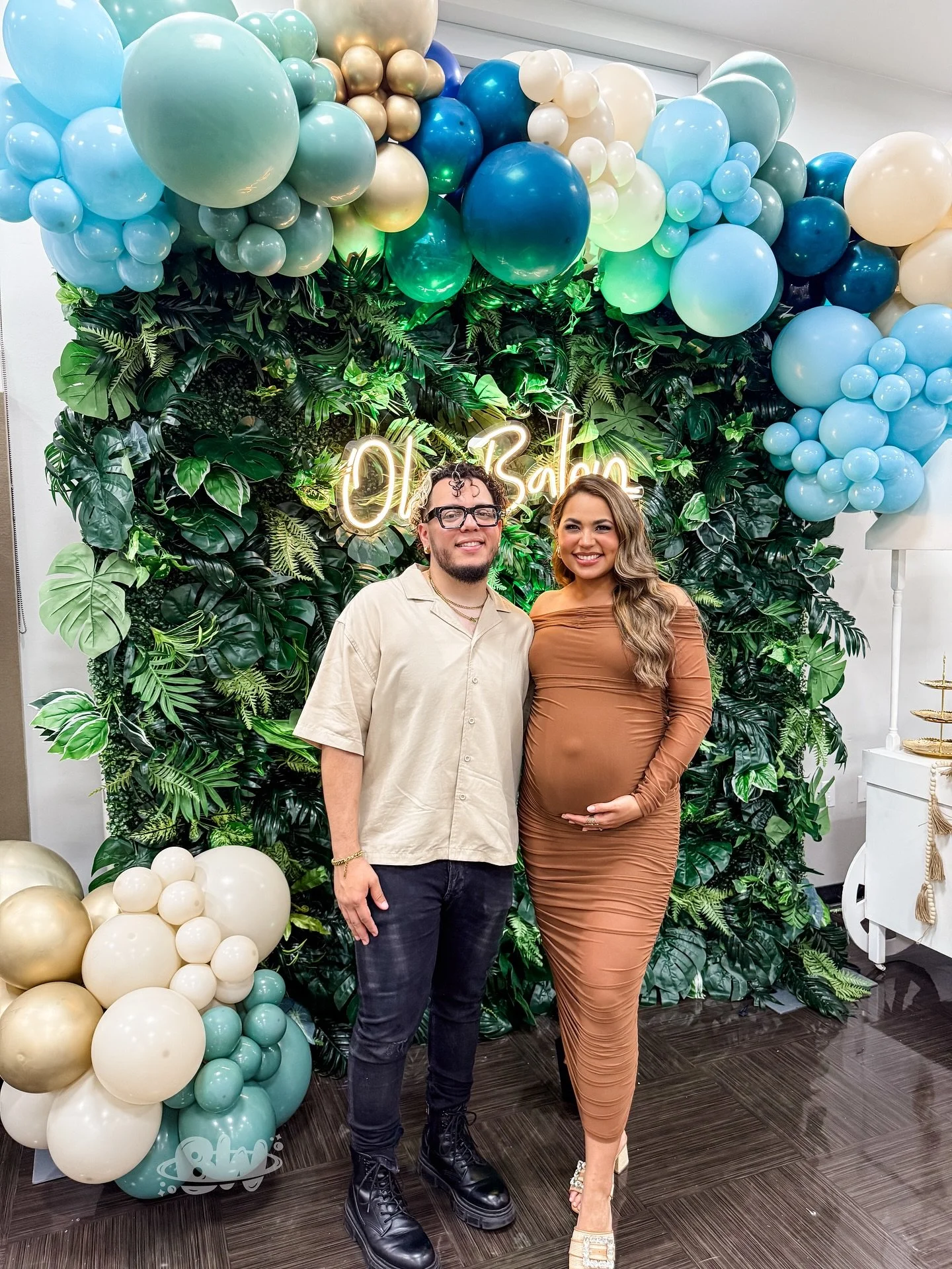 @jeniferpp_ and i are ready for our Baby Boy Jacob! Thank you all who helped us bring this baby shower to life!
@louielumusic in the last slide 🤩🤩🤩