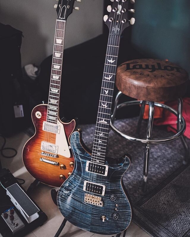 Day 66: Taking in some soft morning Sunday light. #prsguitars #prscustom24 #prsnation #gibsoncustom #gibson1959lespaulreissue #lespaulpride #fujifilm #shotonfujifilmxt3