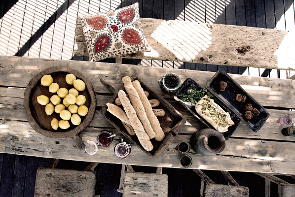 PDP-MBO-tab-san-giorgio-mykonos-table-diningx2-02.jpg