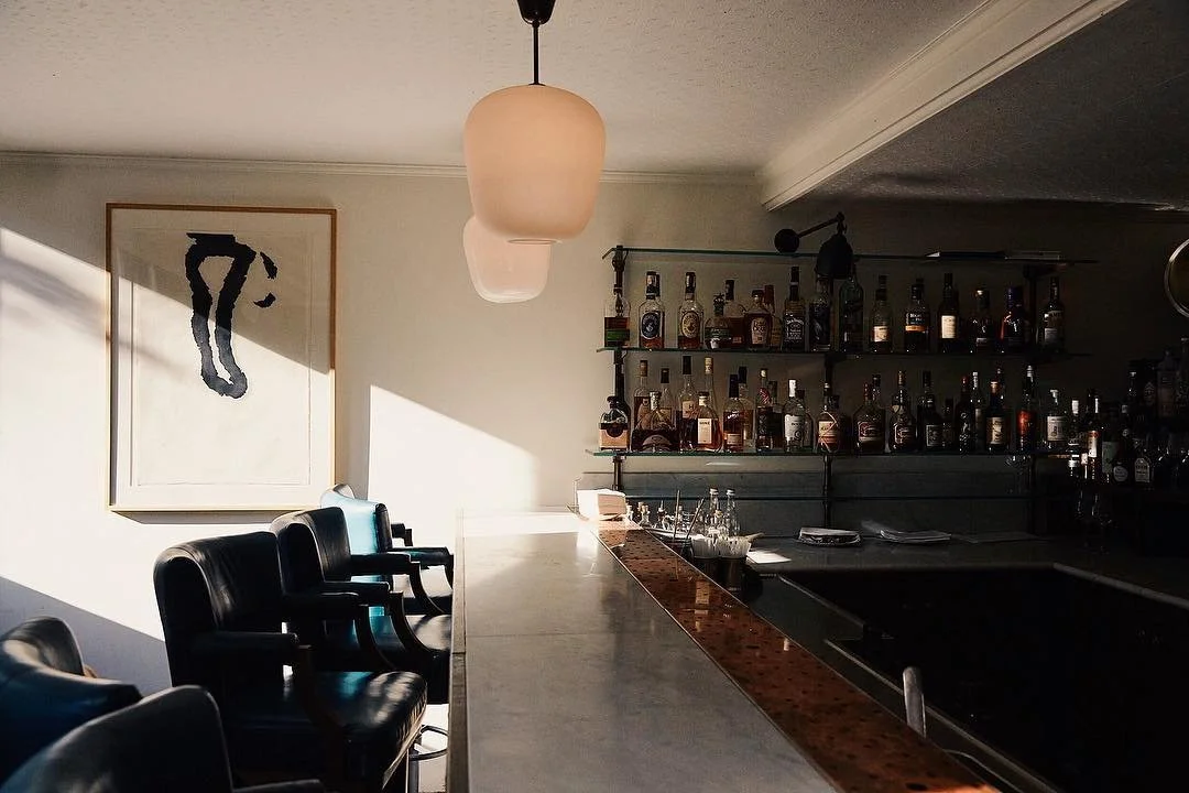 End with a nightcap at the Hoxton's bar. Photo via @ emmajanementeath