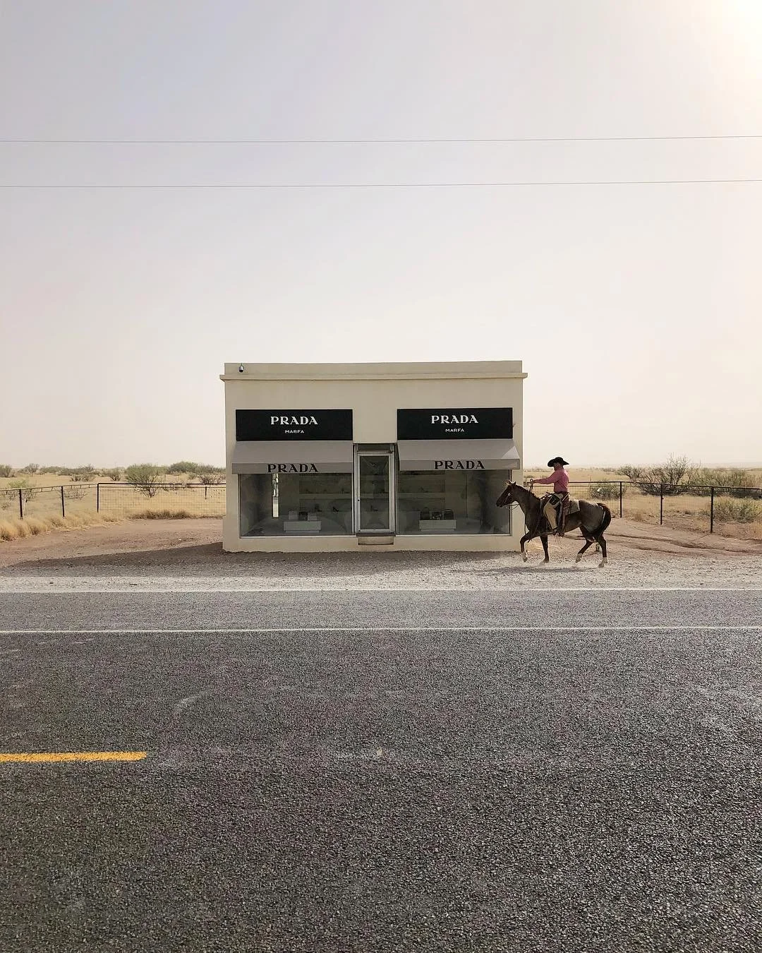 Marfa Texas Small Town Meets Global Art Hub Modern Getaways