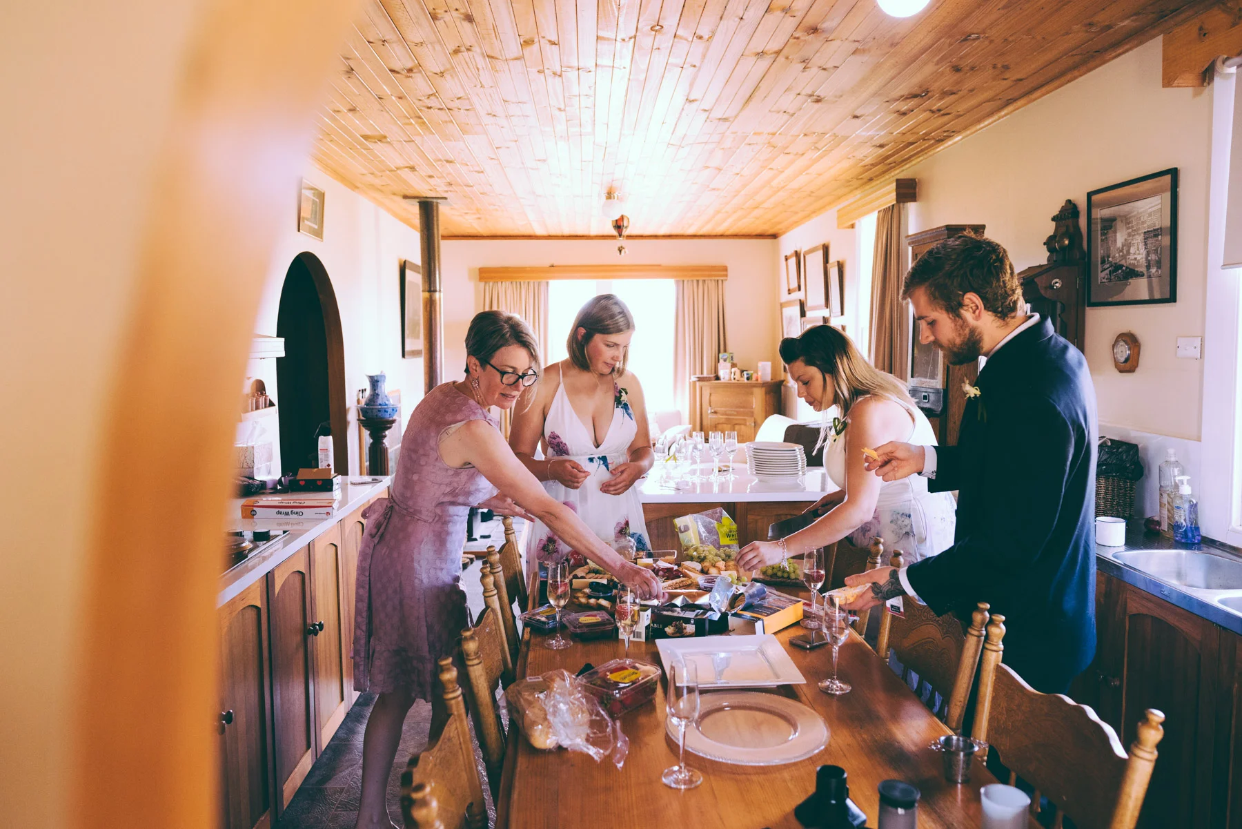paulineandangus_gettingready_viewpics-163.jpg