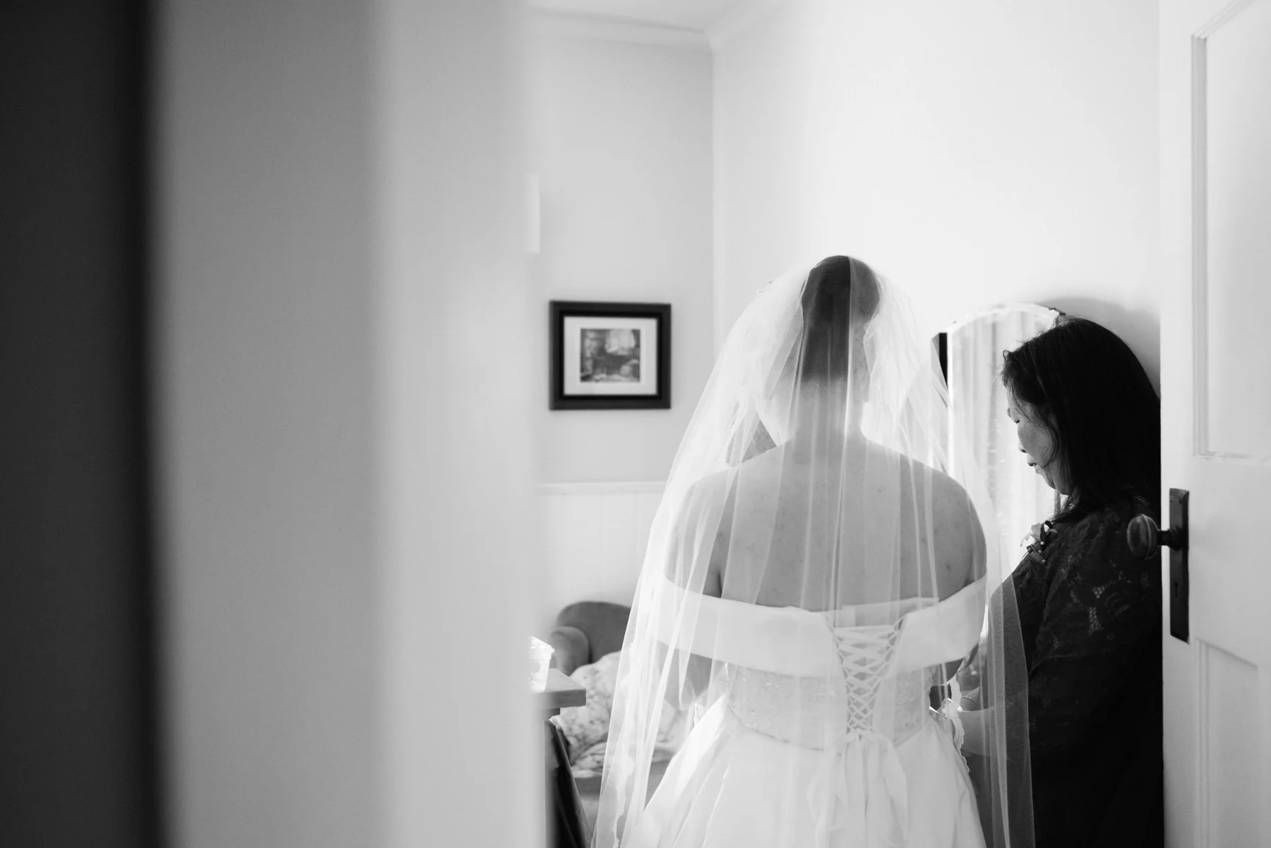 paulineandangus_gettingready_viewpics-246.jpg
