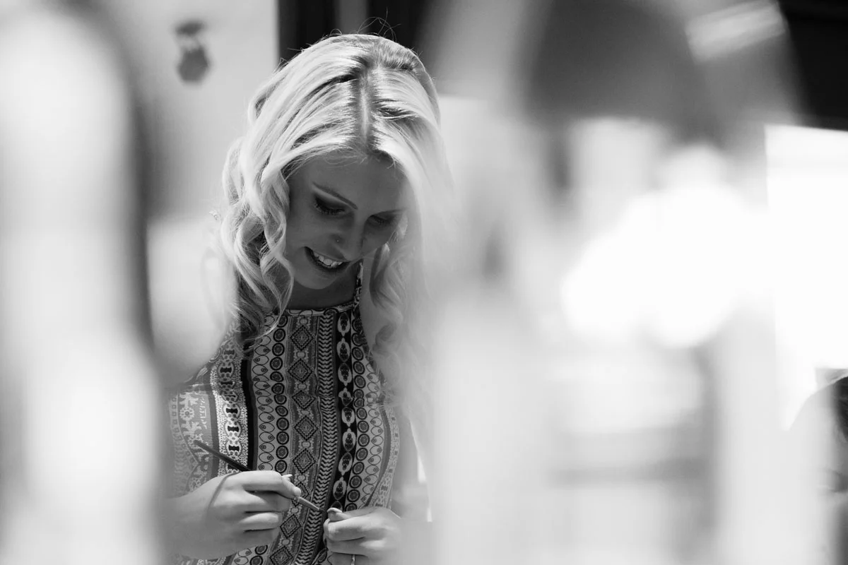 aleshaanddan_gettingready_viewpics-284.jpg