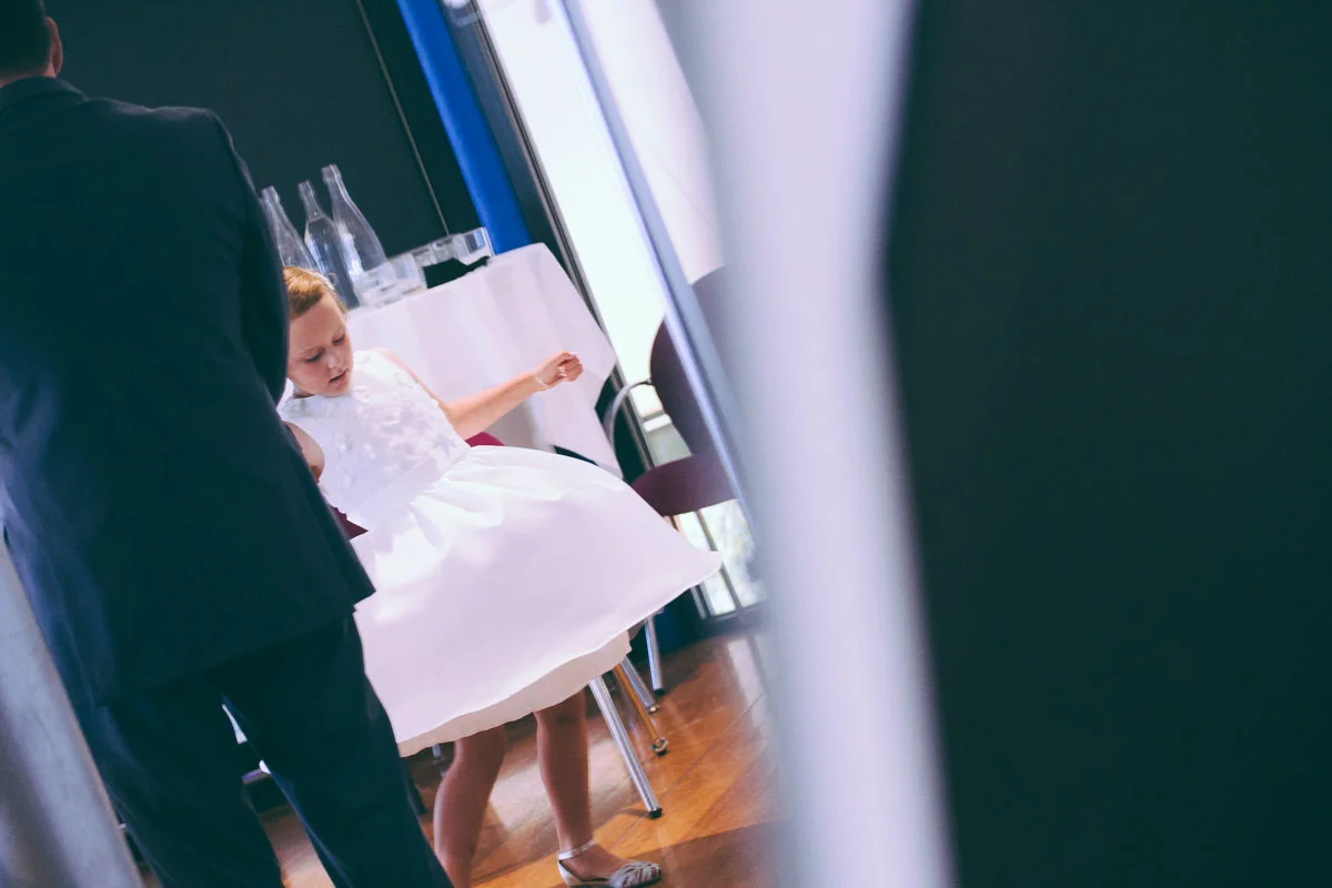 aleshaanddan_gettingready_viewpics-495.jpg