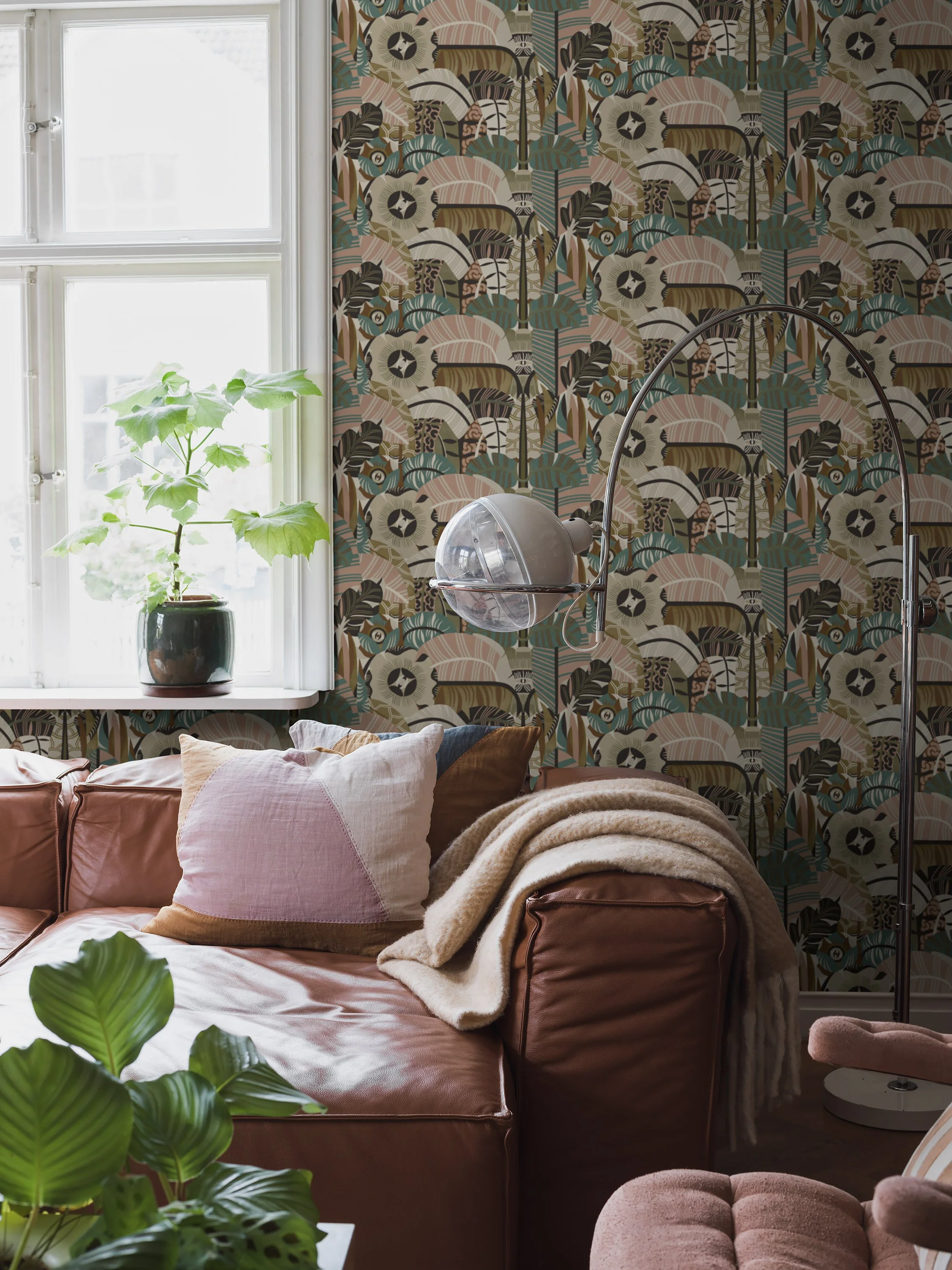 Hypnotic Safari 2067; Swedish Designers, Boråstapeter (Livingroom)