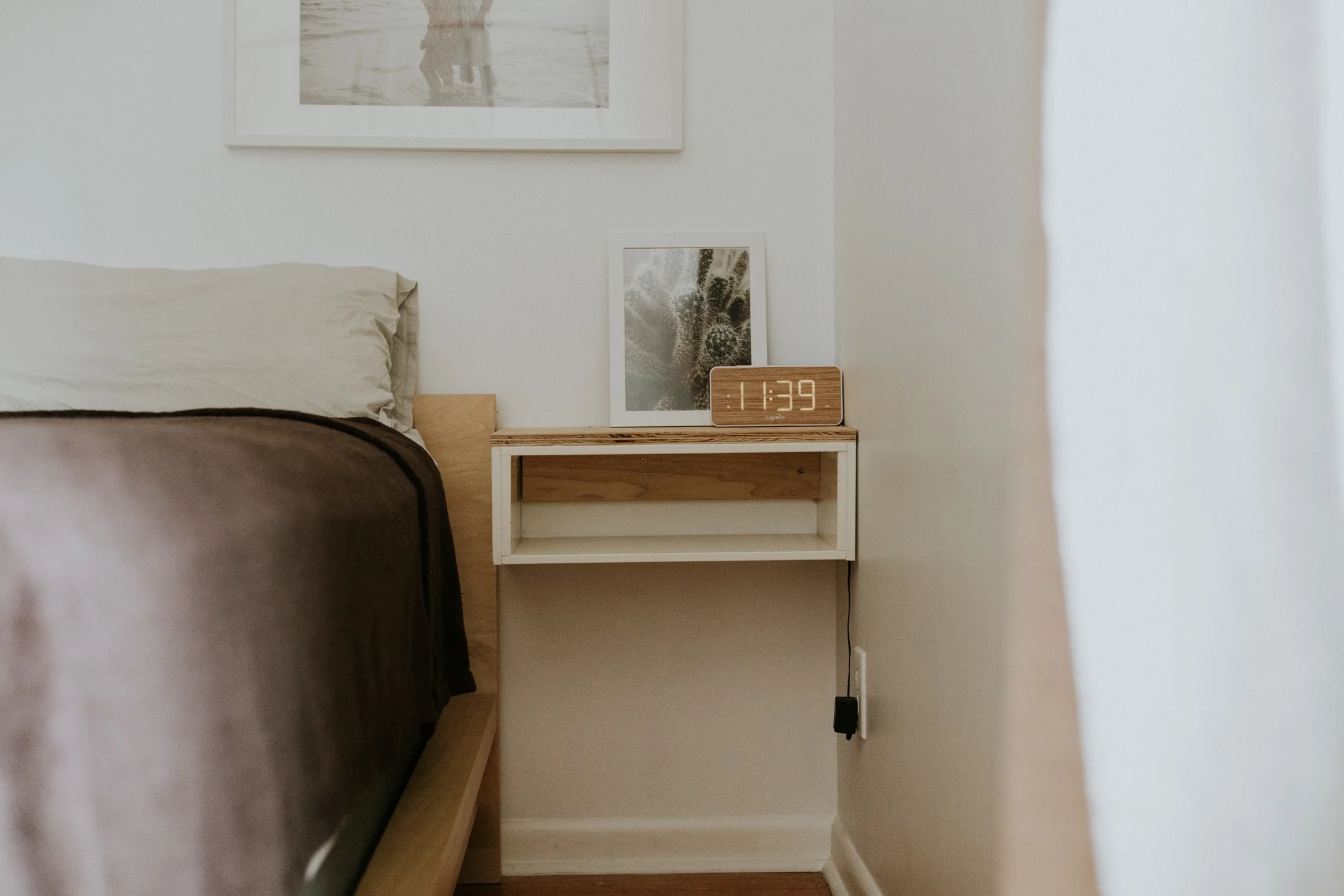 DIY FLOATING NIGHTSTAND THIS MINIMAL HOUSE 1.jpg