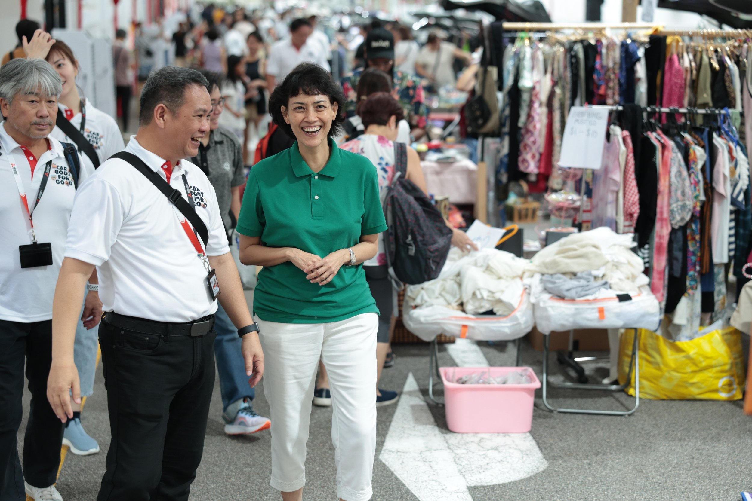 Mitsubishi Electric Asia Director of Corporate Affairs Division Mr Frederick Goh with Tanjong Pagar GRC MP Joan Pereira at Car Boot for Good .JPG