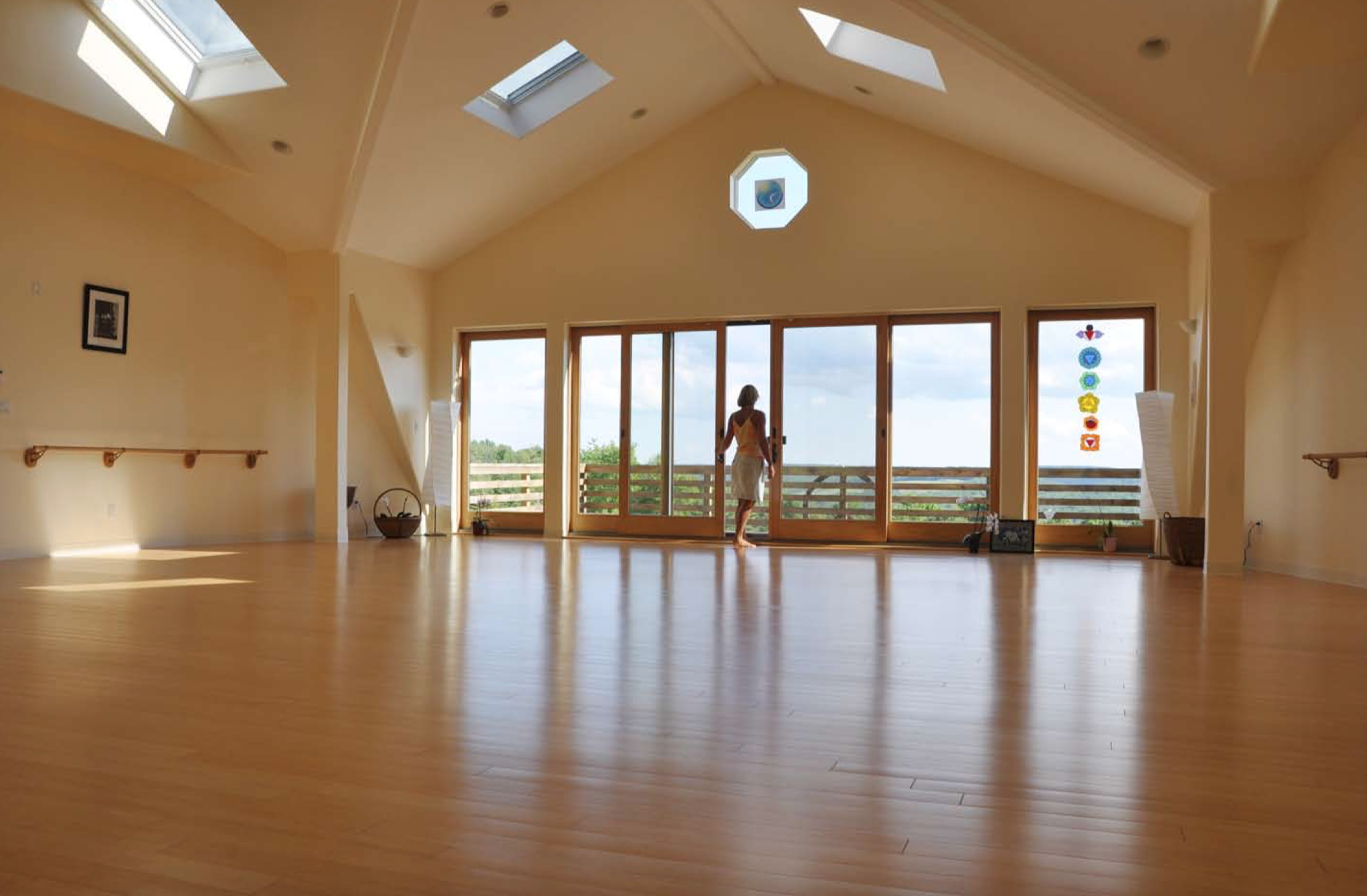 Studio+Mom+at+Door (1).png