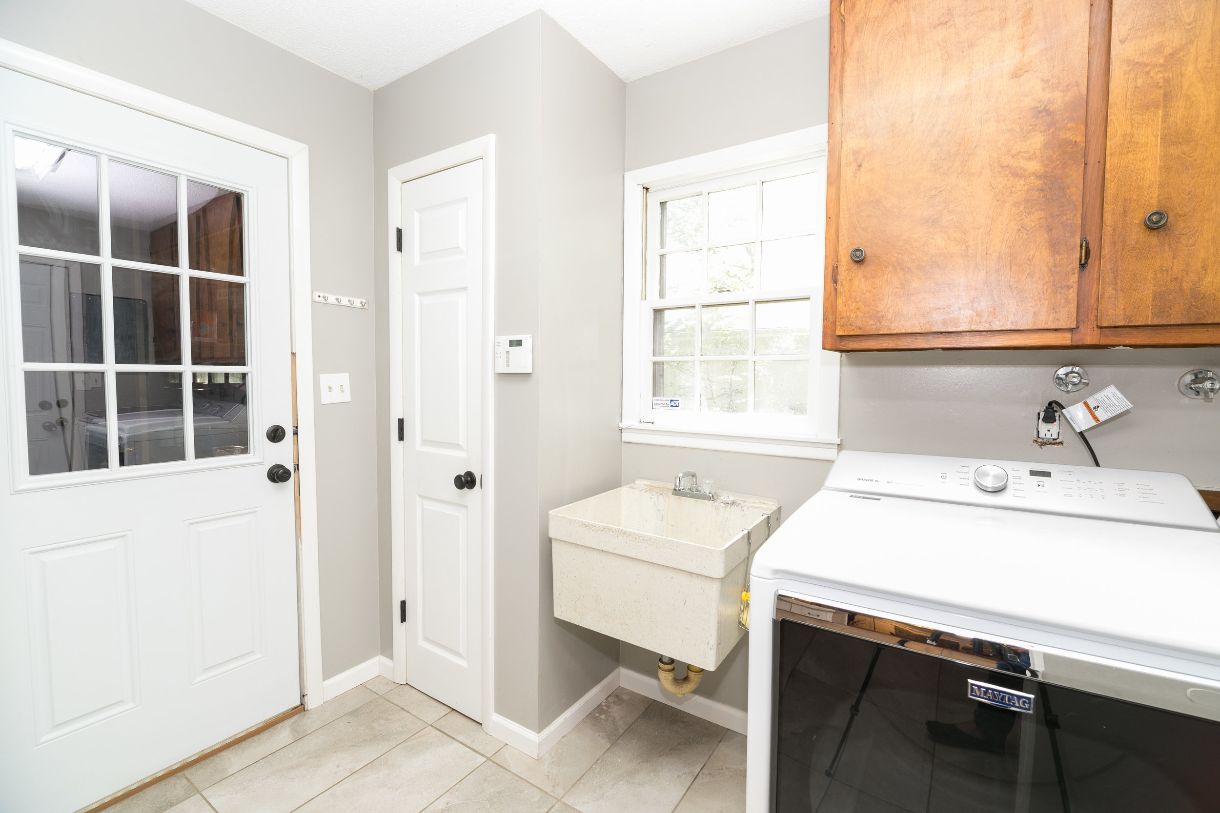 3449 S Parkhill Ave-23.jpg