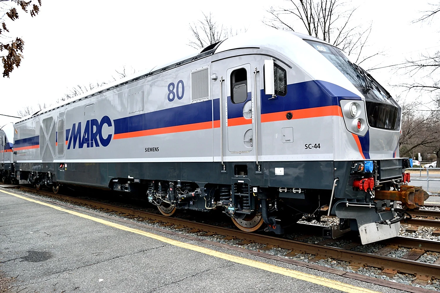 Siemens SC-44 Charger Locomotive.jpg