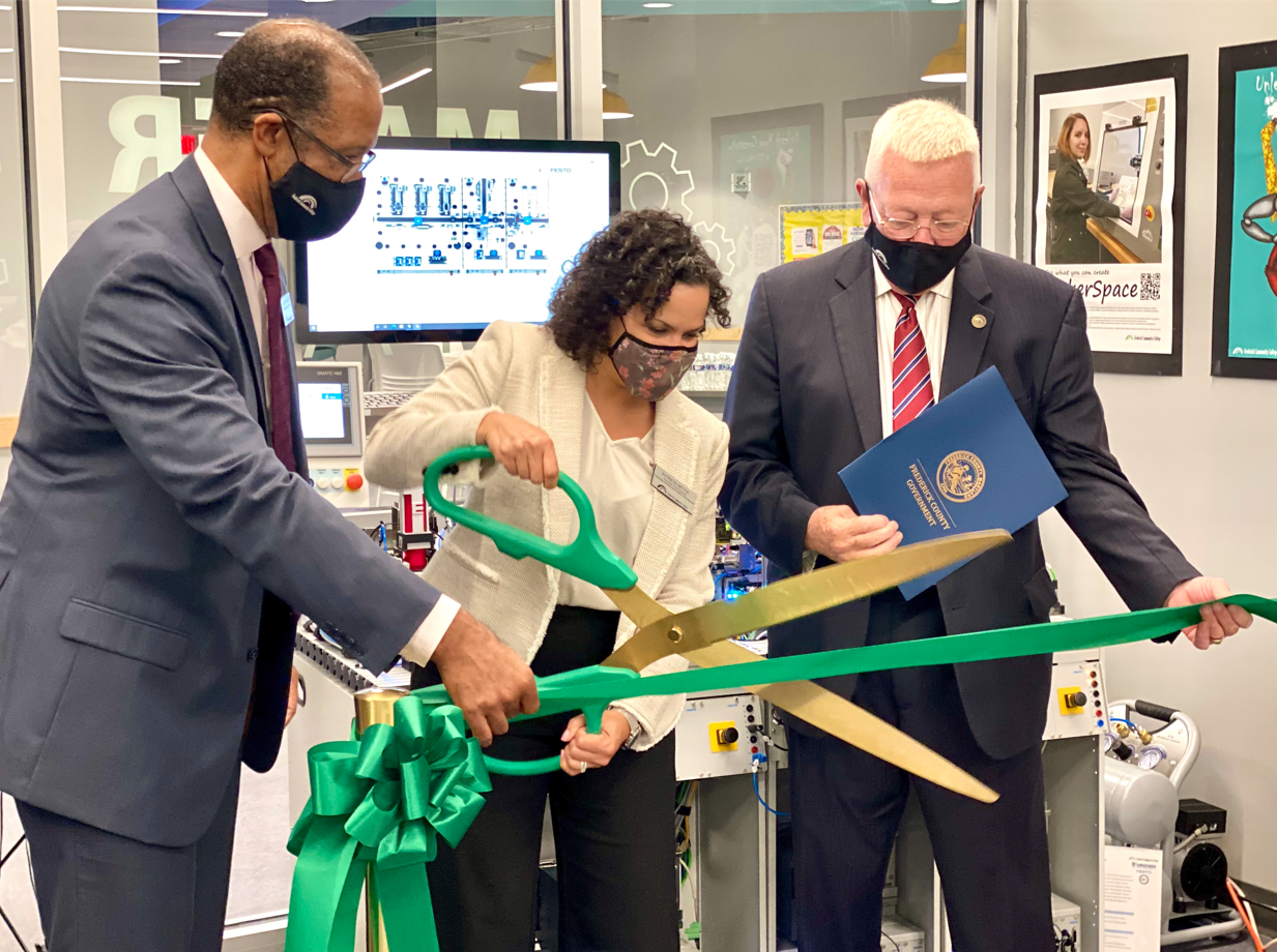 FCC Launches Program in Logistics and Production Technology