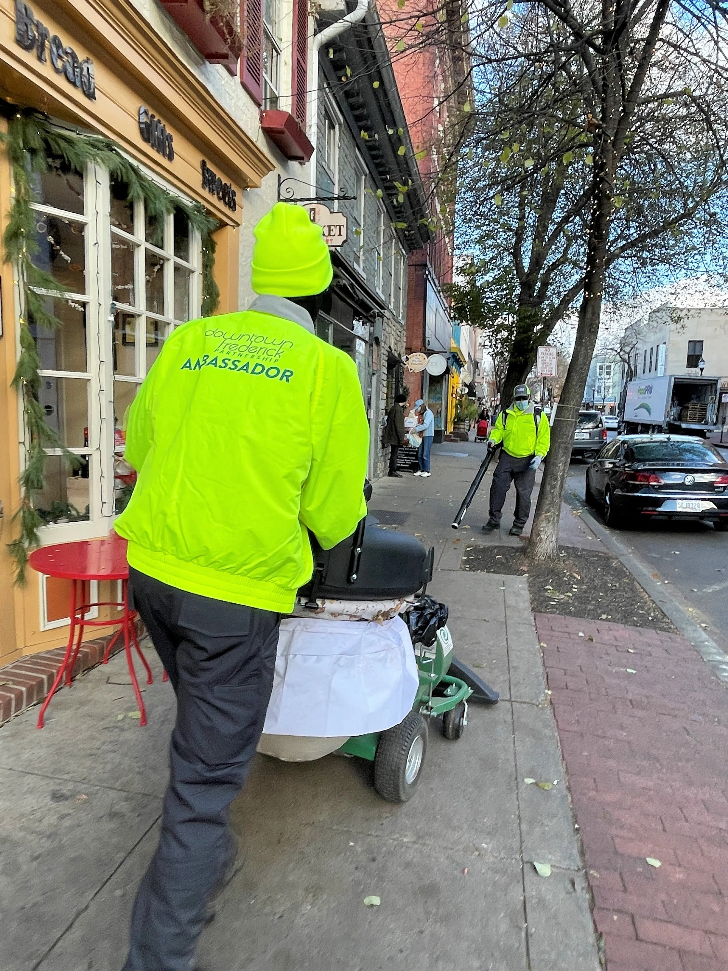 Ambassador Program Provides New Downtown Services