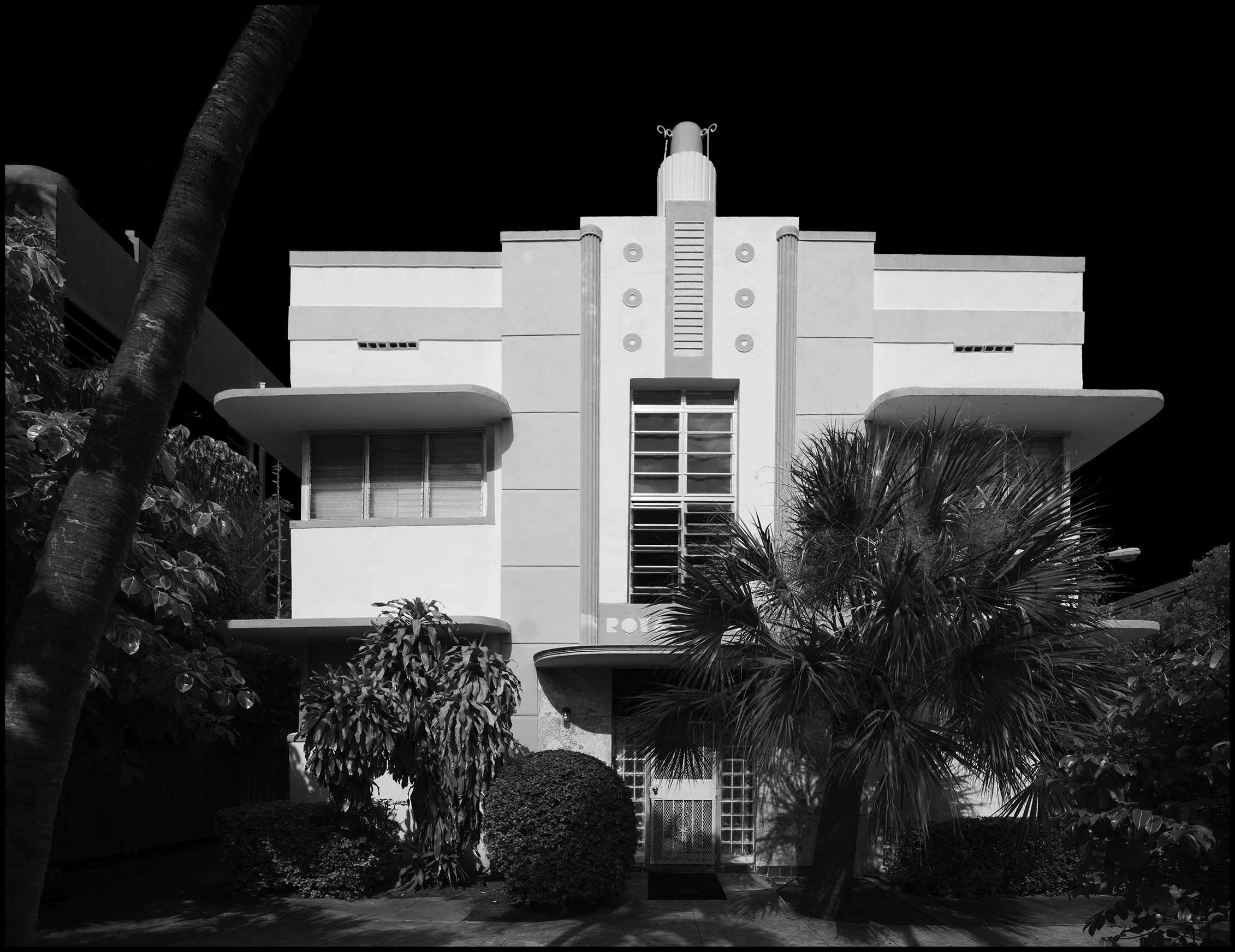 Royal Court Apartments