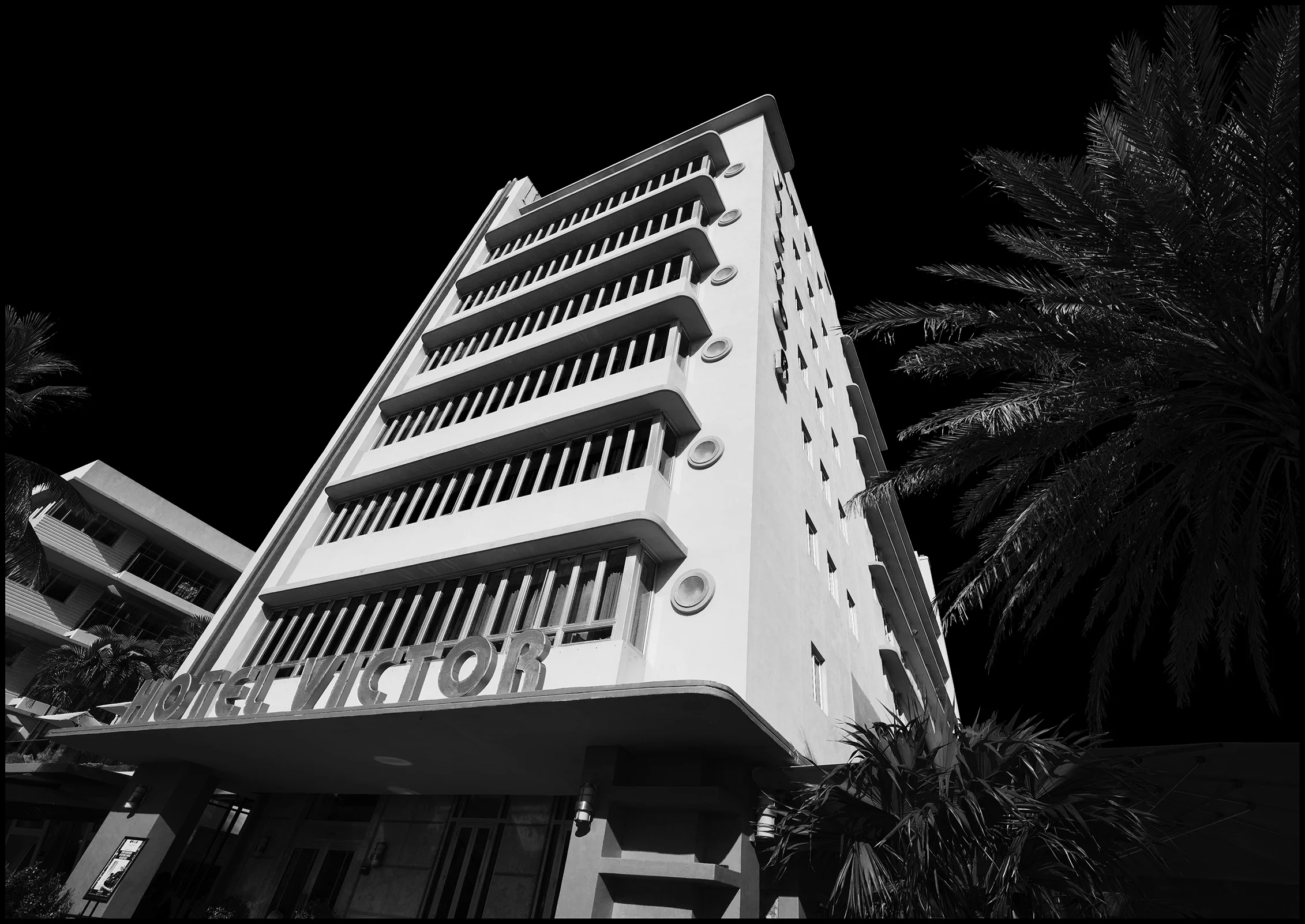 Victor Hotel