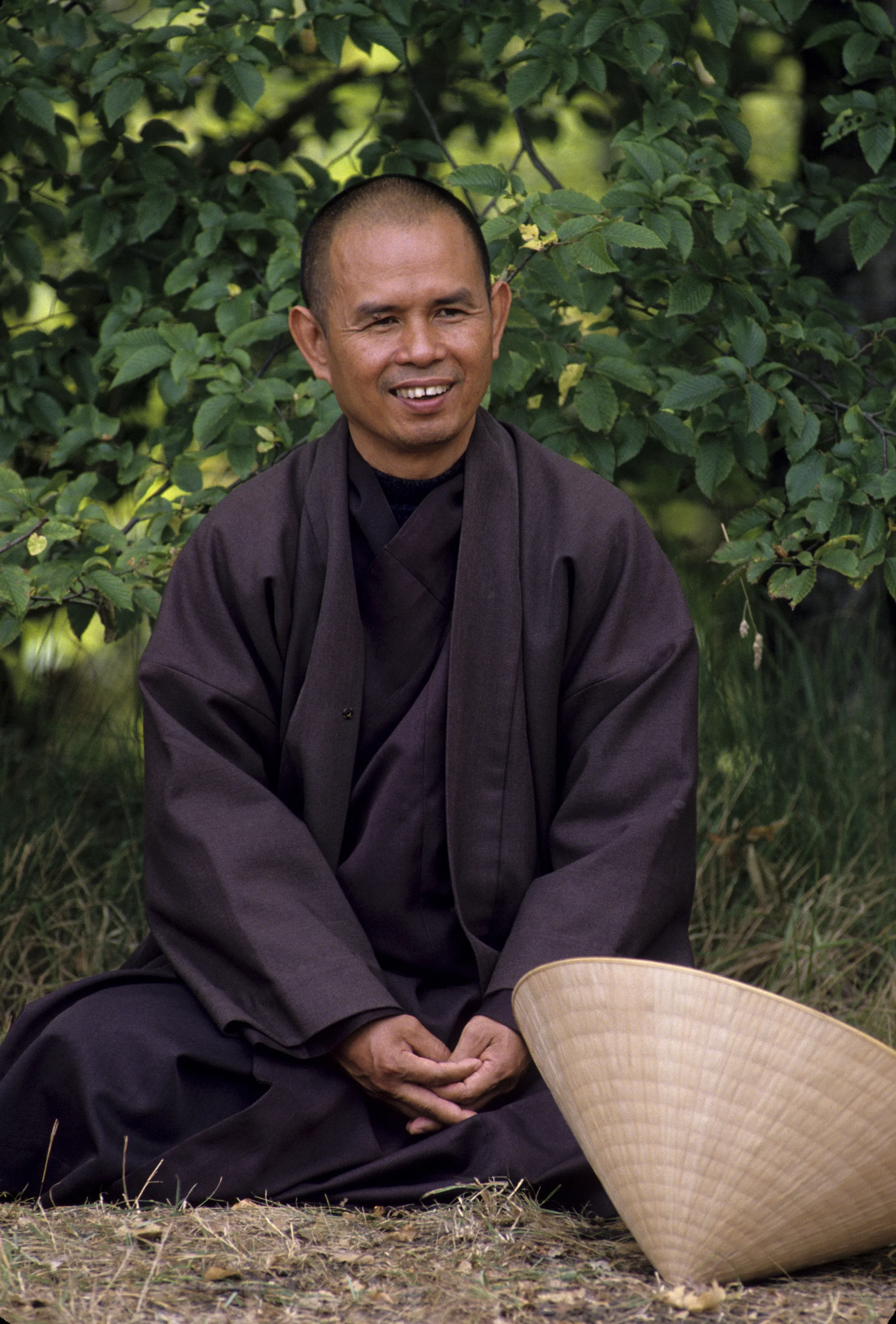 Thich Nhat Hanh, Plum Village, France-4 © 1990.jpg