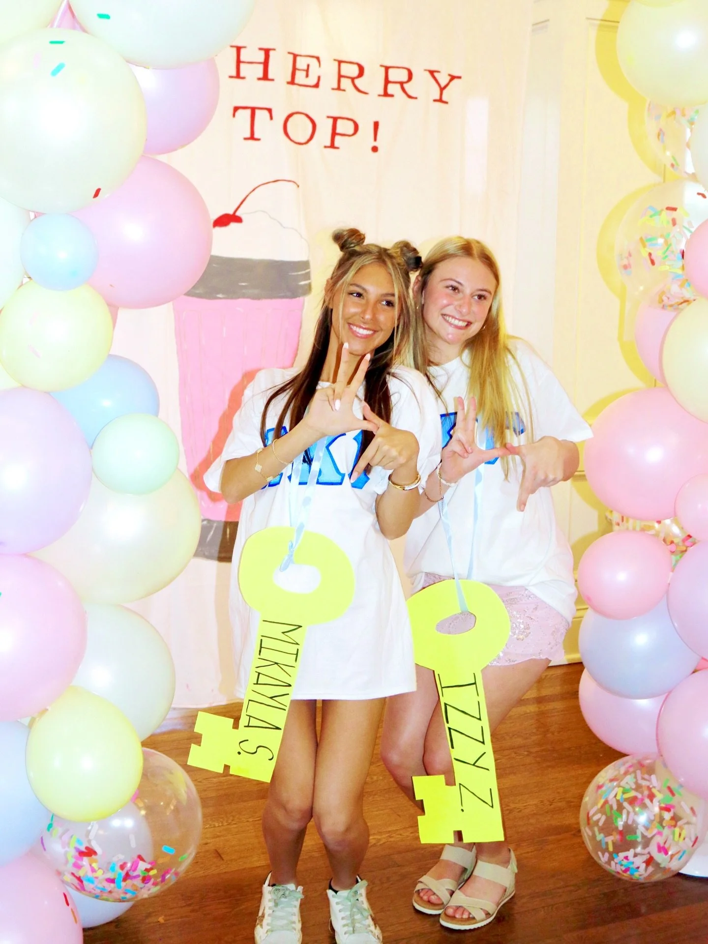 SPRING COB BIDDAY!!🤗✨💞🍦

Our chapters loved welcoming home new members these past few weeks! Tag some of your newest sisters &amp; show them some love!💛

#kentuckypanhellenic #sorority #cob #universityofkentucky