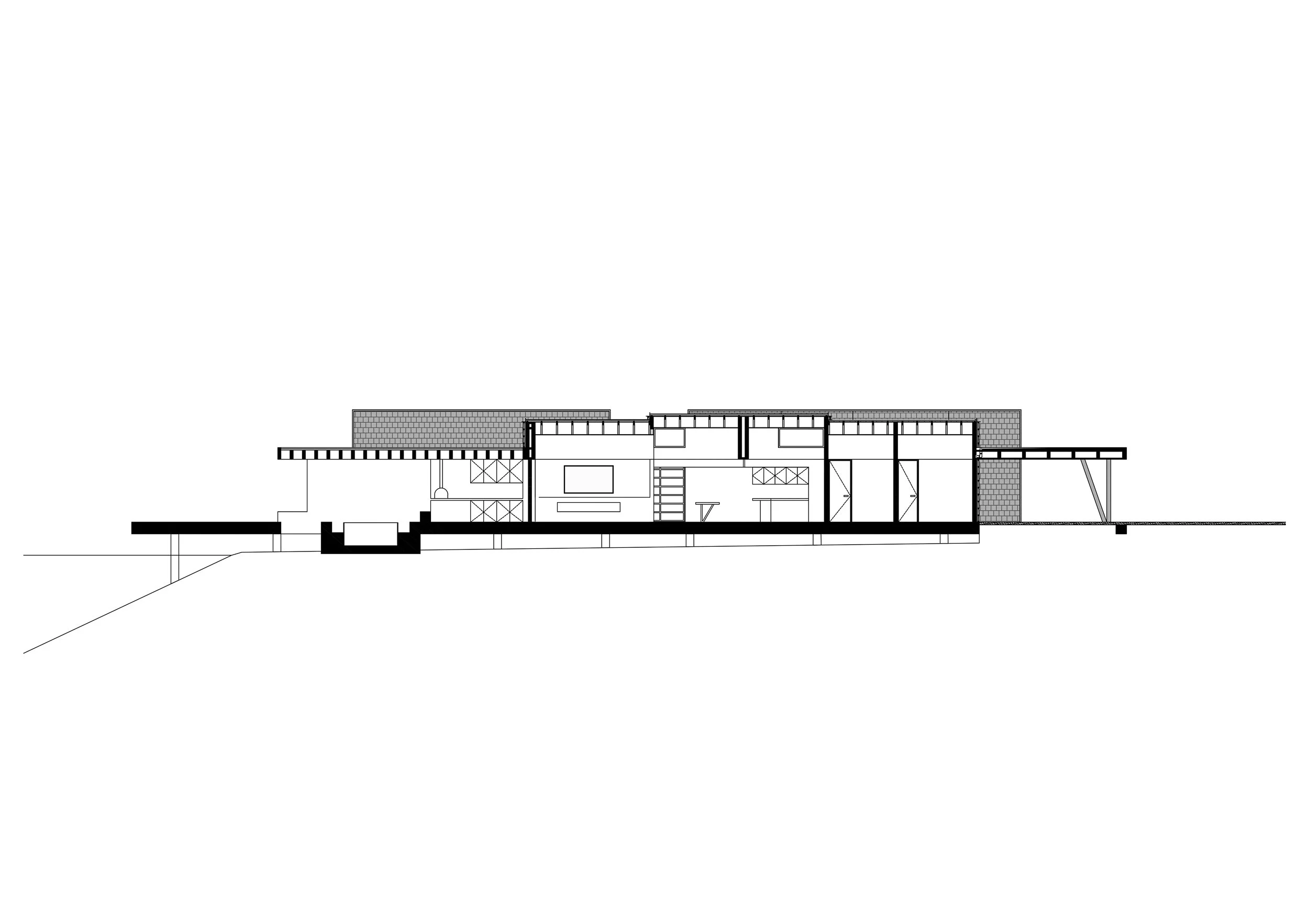 Sección longitudinal de Casa CAJÚ, un diseño arquitectónico de casa moderna con niveles, ventanas grandes y estructura de soportes. Arquitectura por TOLEDO Estudio de Arquitectura.