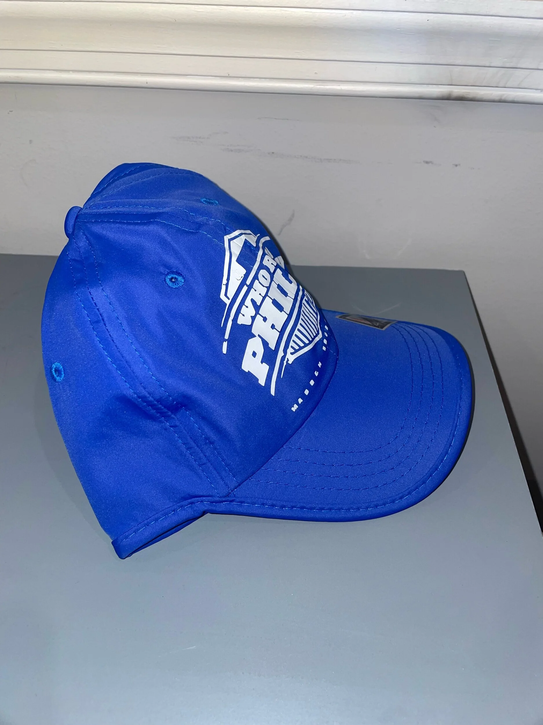 AE6F1C7F-CB4B-4A3F-A8AF-0F51A85926B4