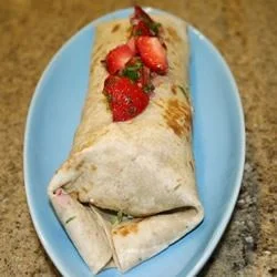 All-recipes-spicy-turkey-wraps-with-strawberry-salsa.jpg