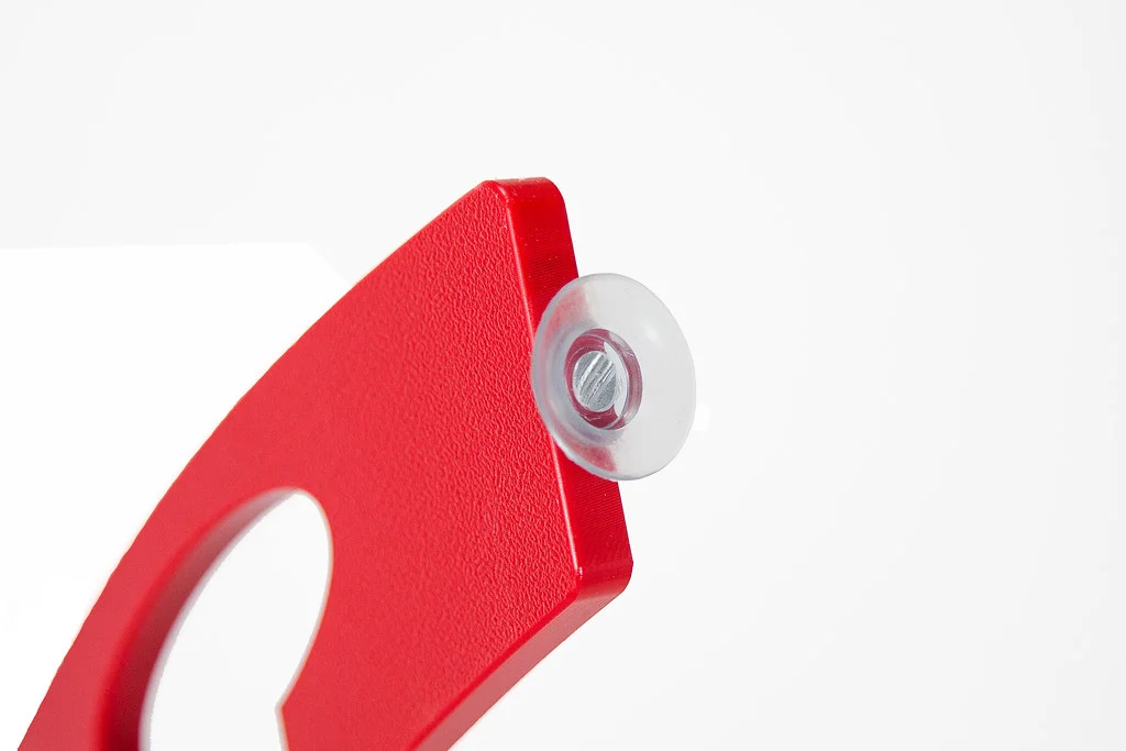 KINNEBAR 10 red with suction cup.jpg