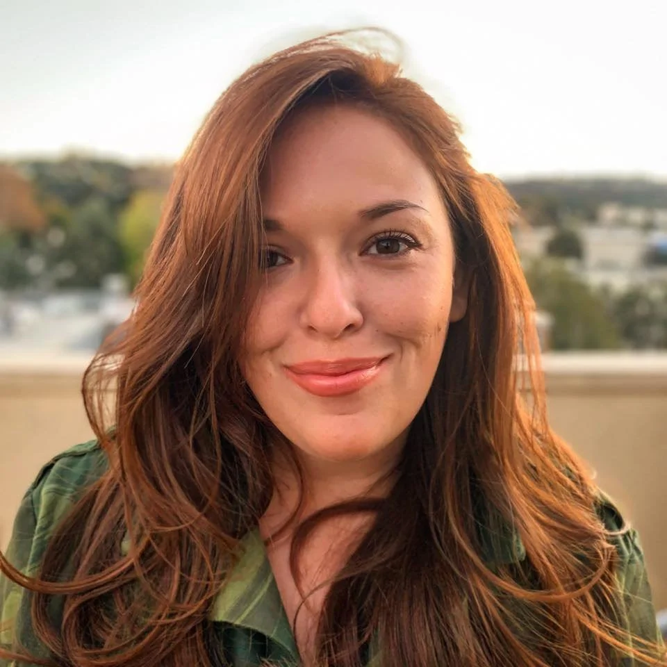 LAUREN AVINOAM - PRODUCER