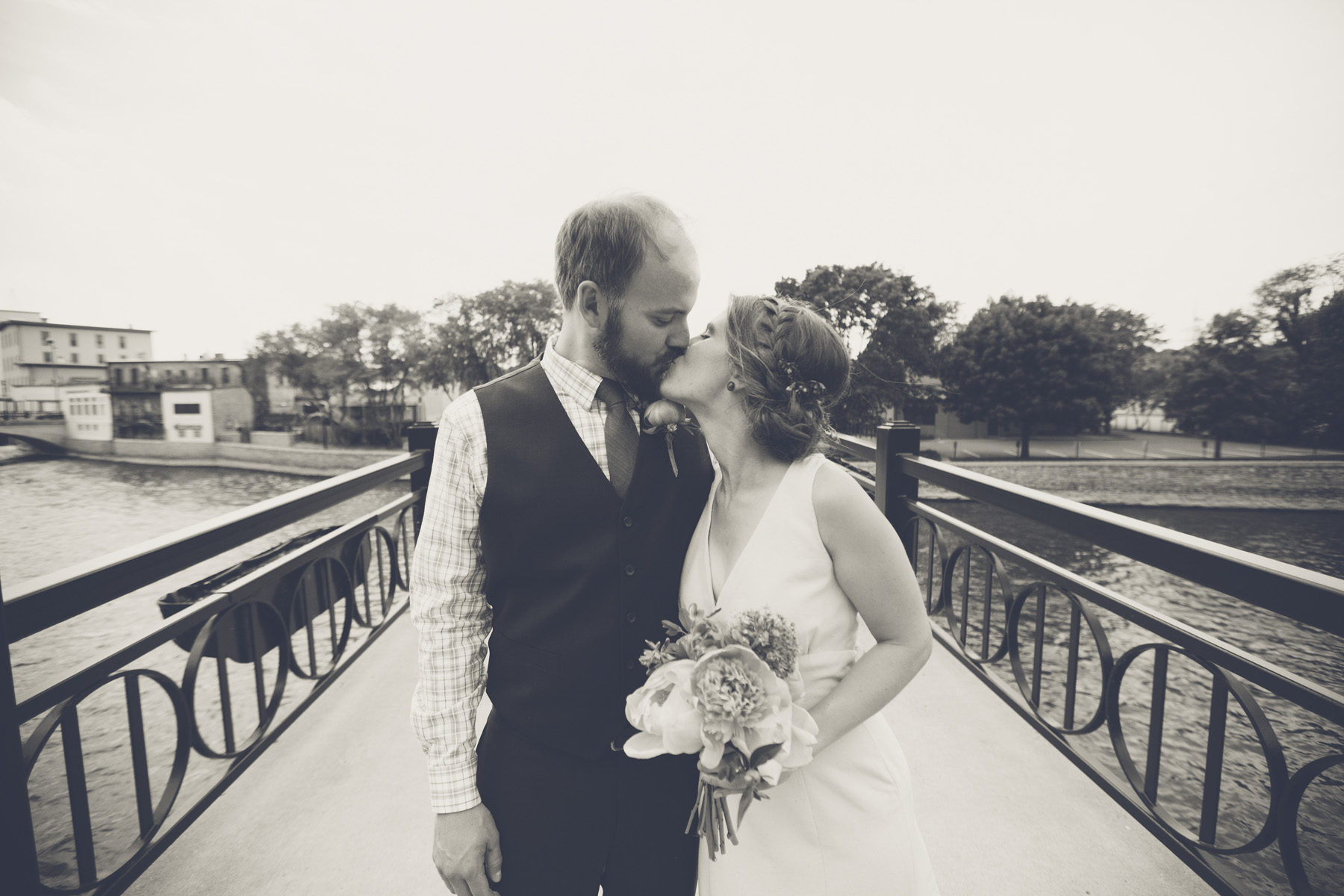 photographer wedding northfield mpls mn 014.jpg